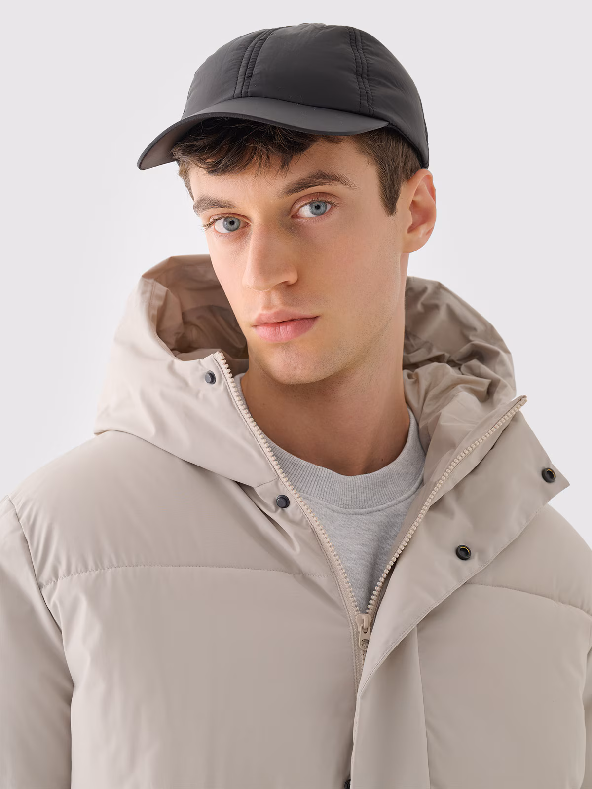 Płaszcz pikowany puchowy z wypełnieniem syntetycznym męski Outhorn - beżowy