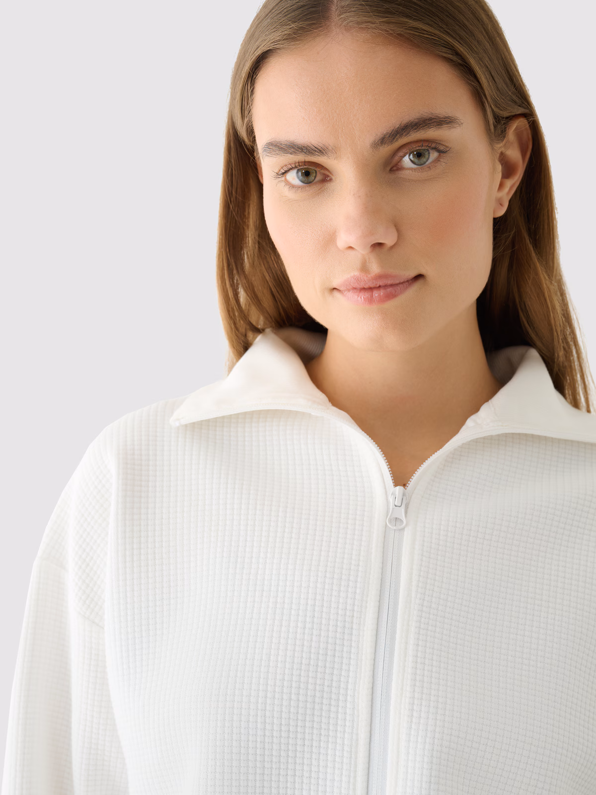 Bluza crop top rozpinana bez kaptura damska - zielona