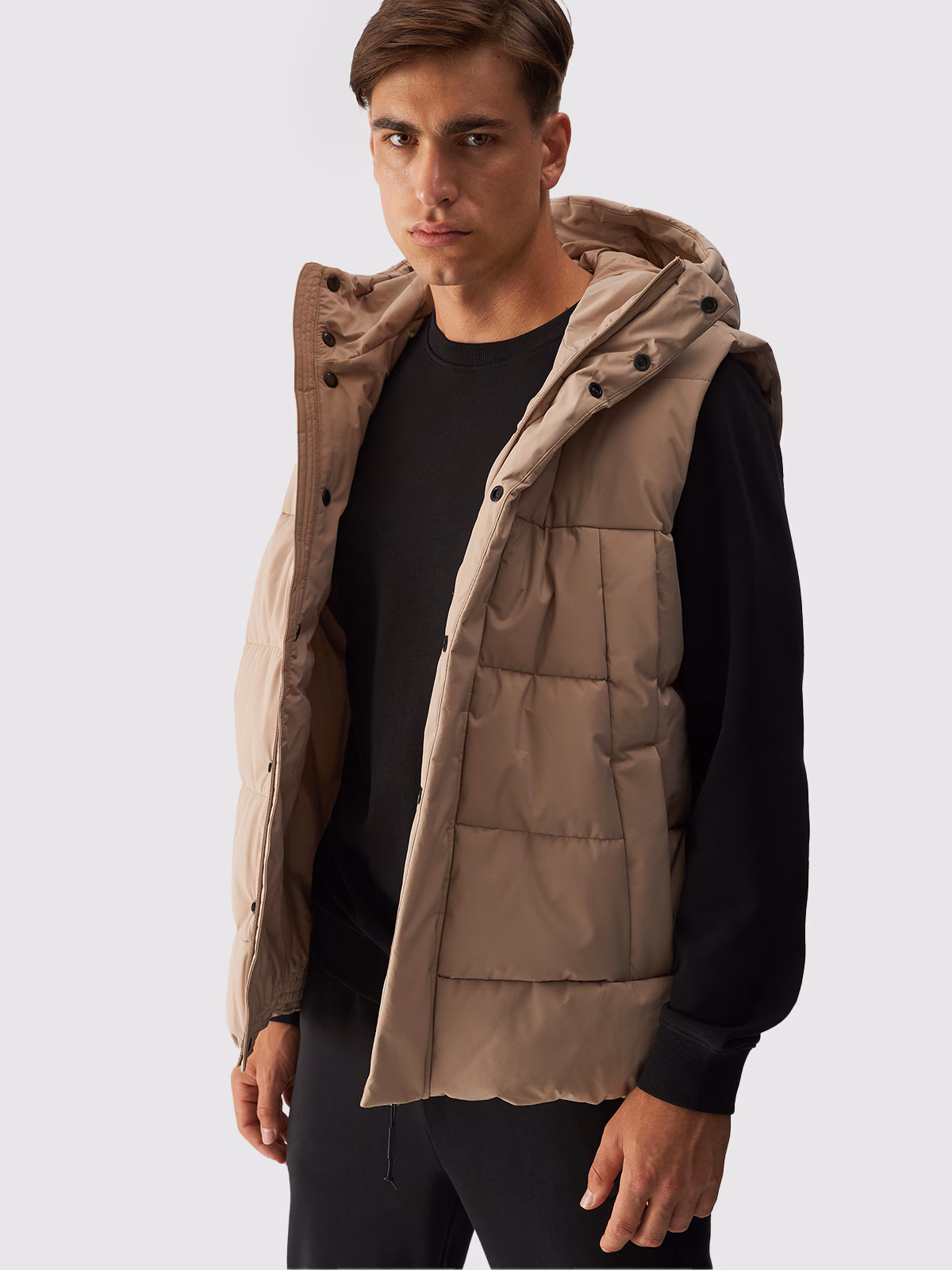 Bezrękawnik puchowy pikowany z kapturem męski - beżowy