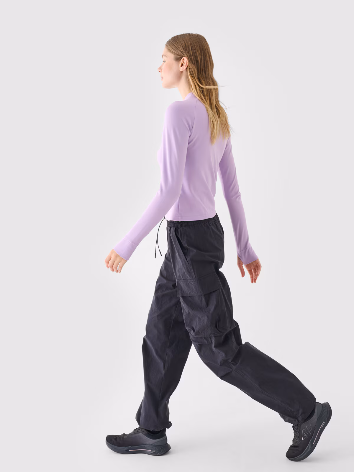 Spodnie casual cargo damskie - czarne