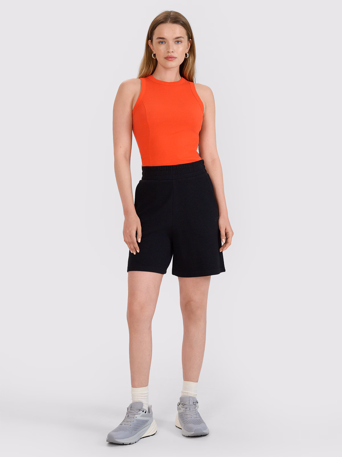 Spodenki dresowe ze strukturalnej dzianiny damskie - różowe