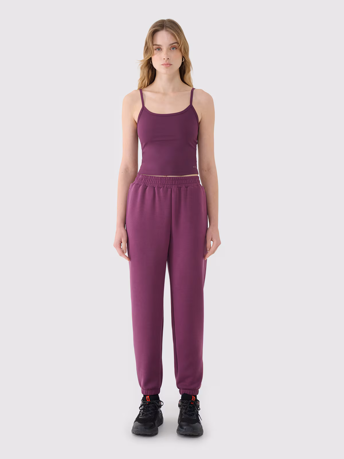 Crop-top slim damski - beżowy