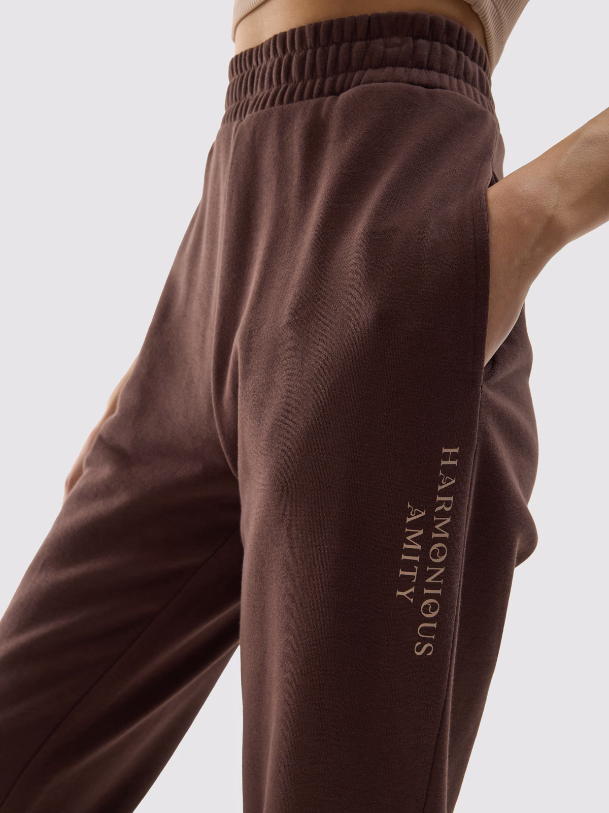 Spodnie dresowe joggery damskie - kremowe