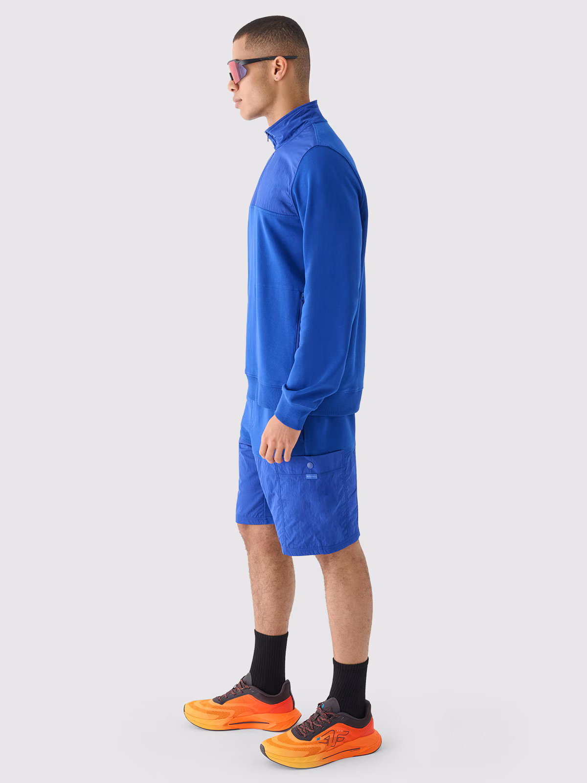 Bluza dresowa nierozpinana bez kaptura męska - niebieska