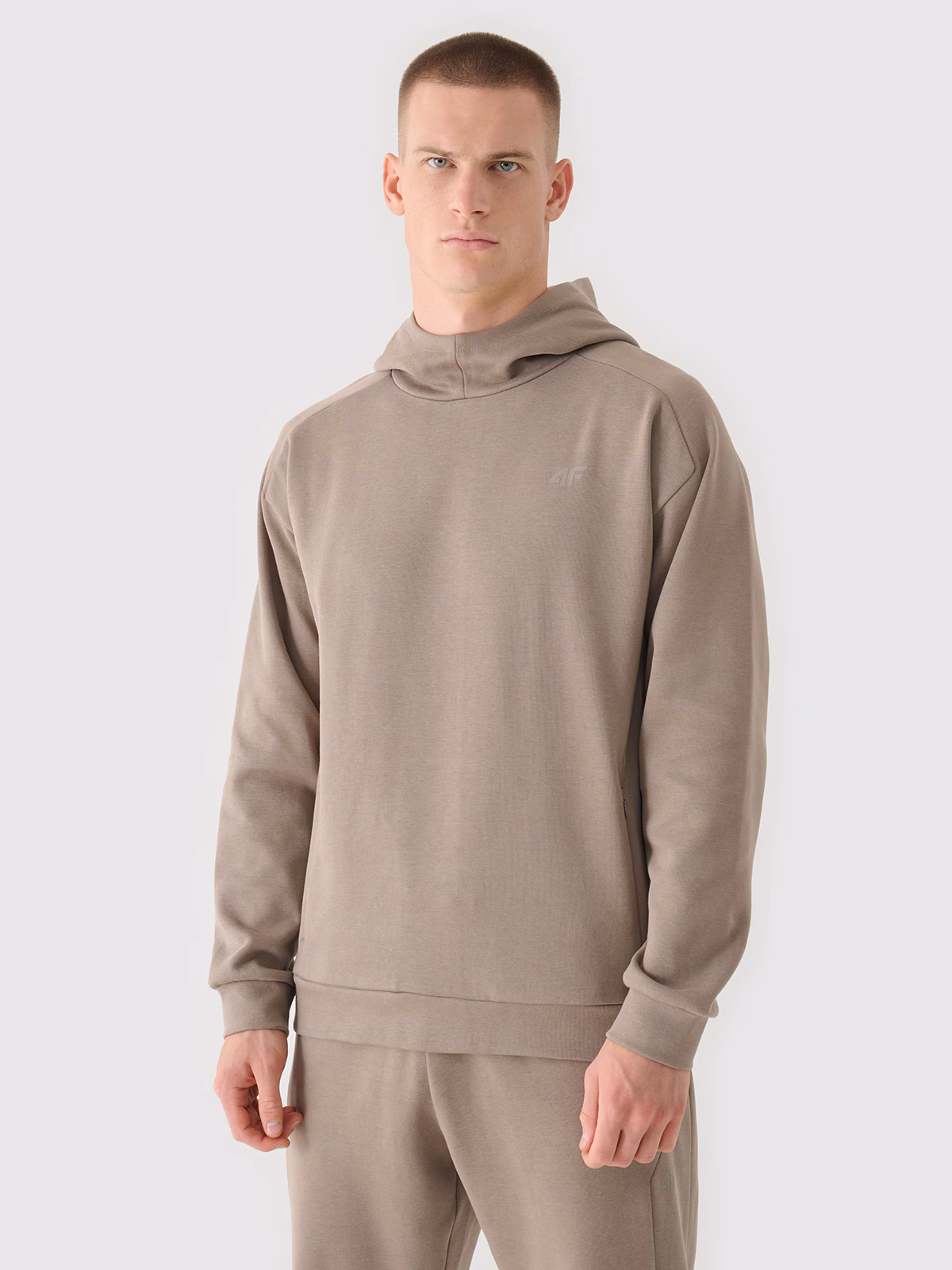 Bluza dresowa nierozpinana z kapturem męska - brązowa