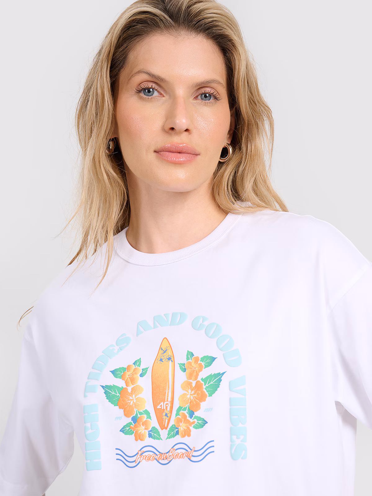 T-shirt oversize z nadrukiem damski - czarny