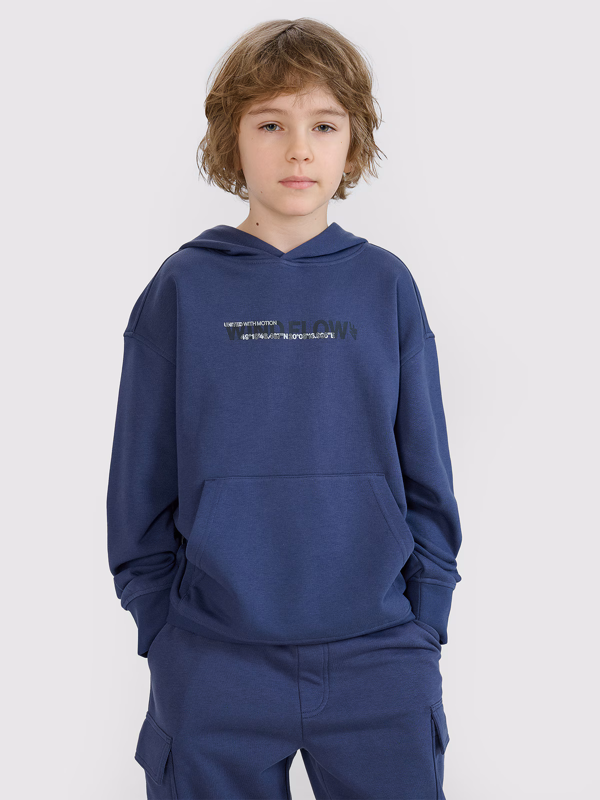 Bluza dresowa nierozpinana z kapturem chłopięca - szara