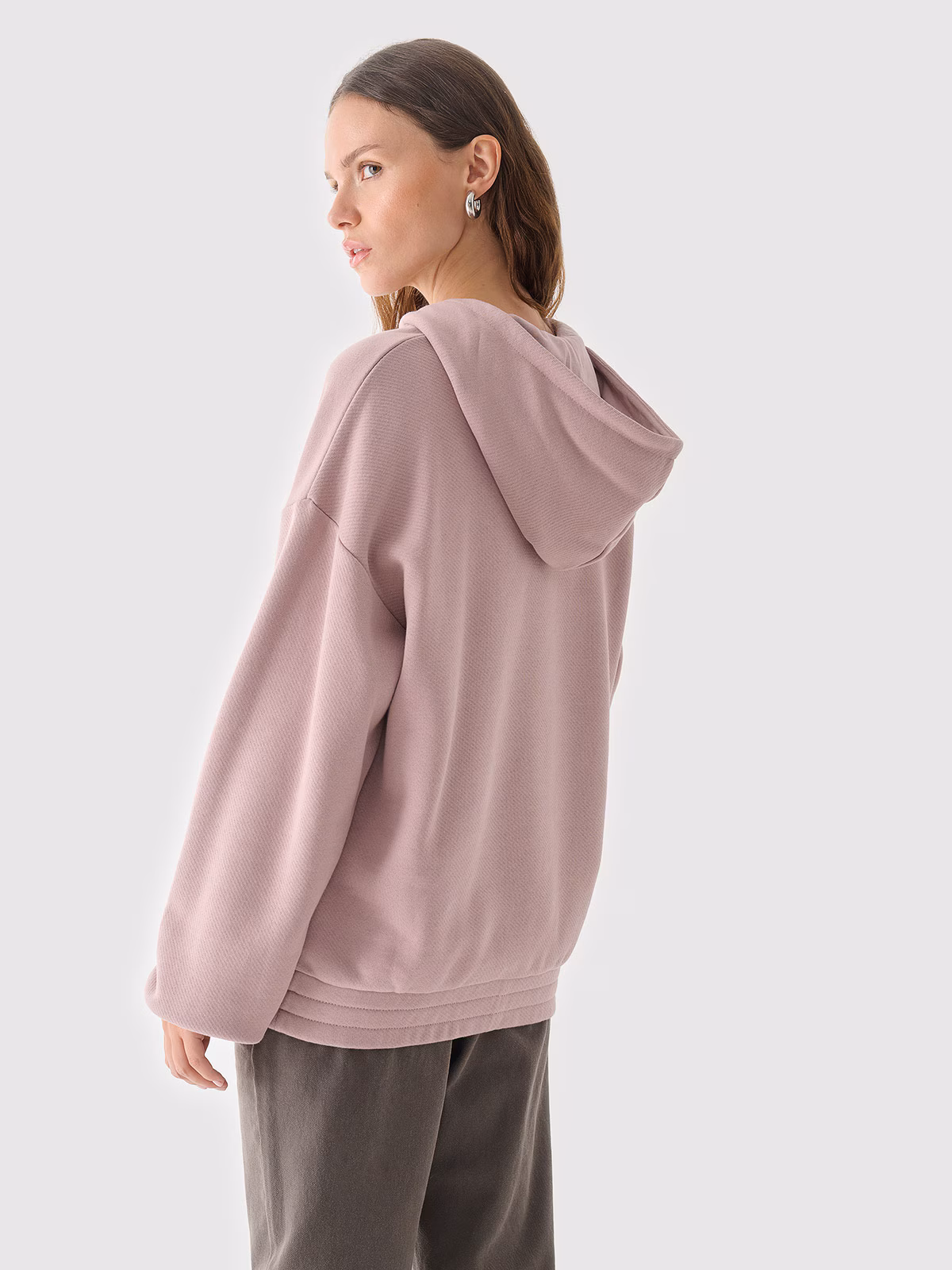 Bluza dresowa nierozpinana z kapturem damska Outhorn - różowa