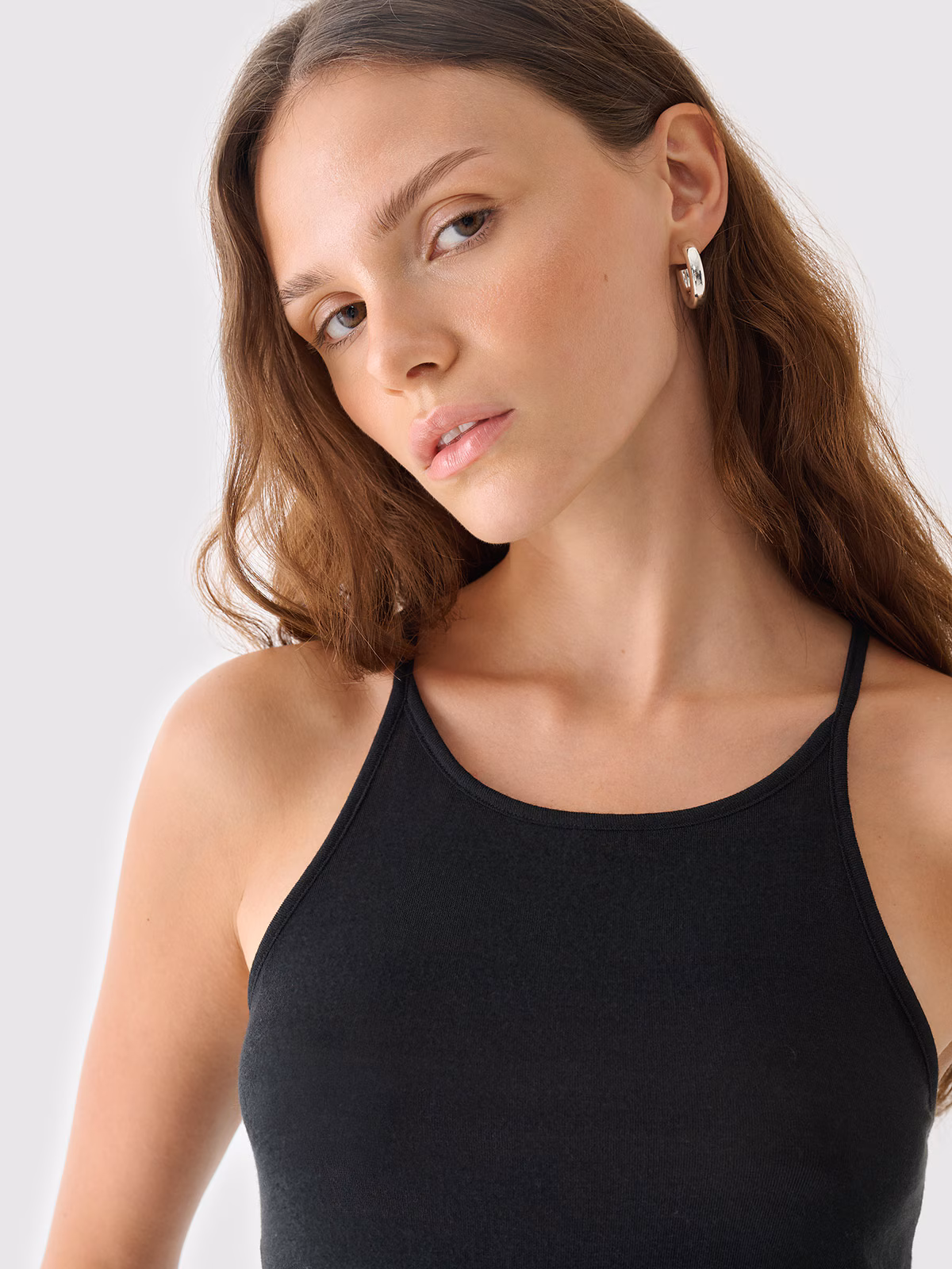 Top z modalu i kaszmiru damski Outhorn - czarny