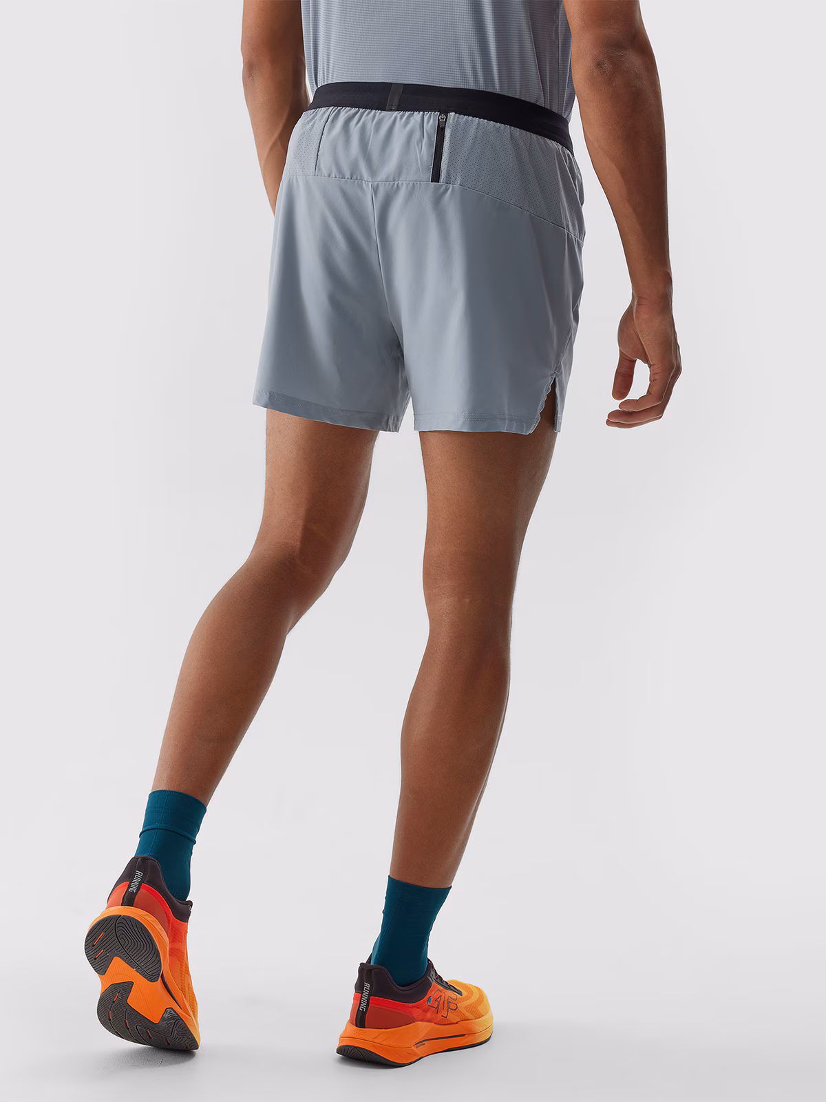 Spodenki do biegania szybkoschnące męskie - turkusowe