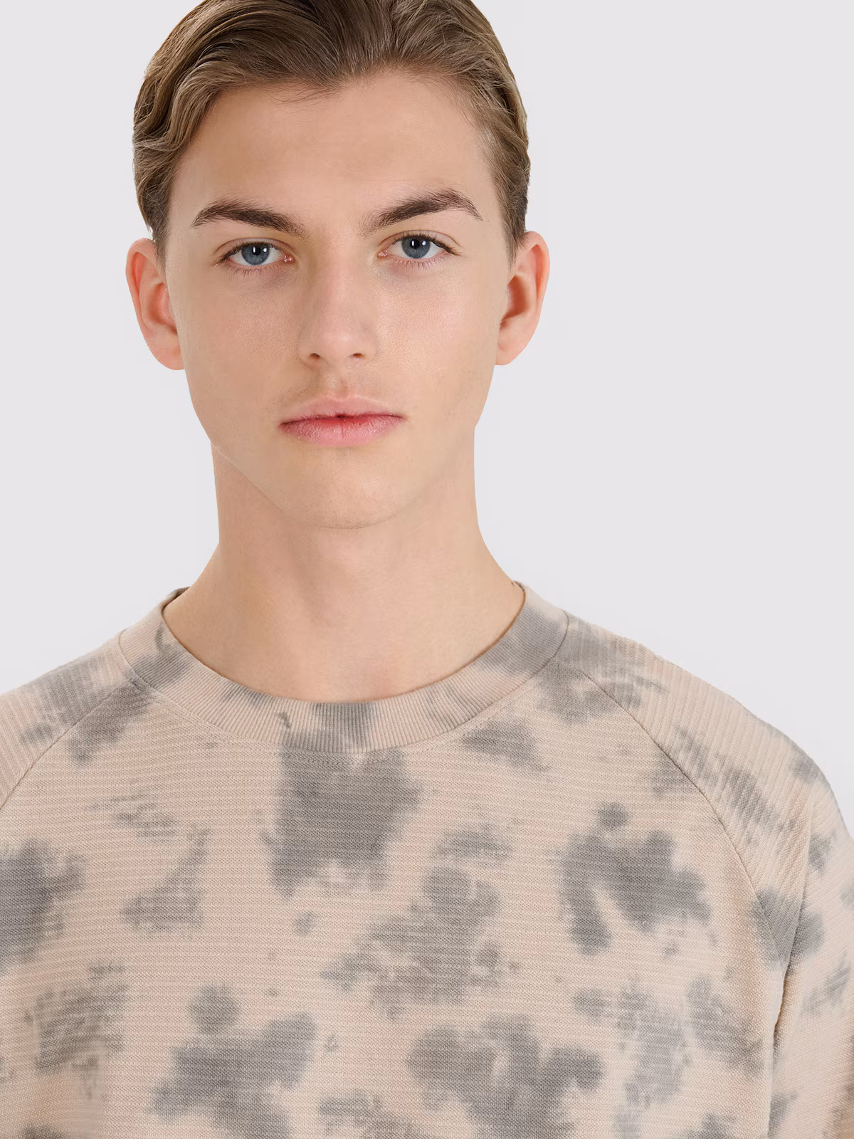 Bluza dresowa nierozpinana bez kaptura męska - beżowa