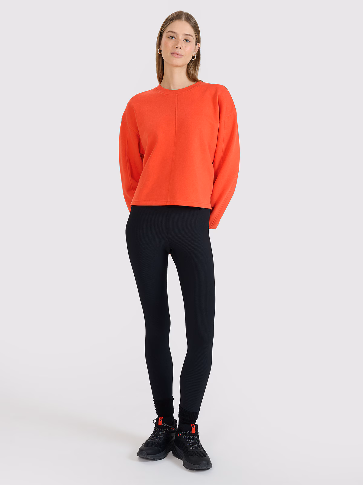 Bluza dresowa oversize nierozpinana bez kaptura damska - biała