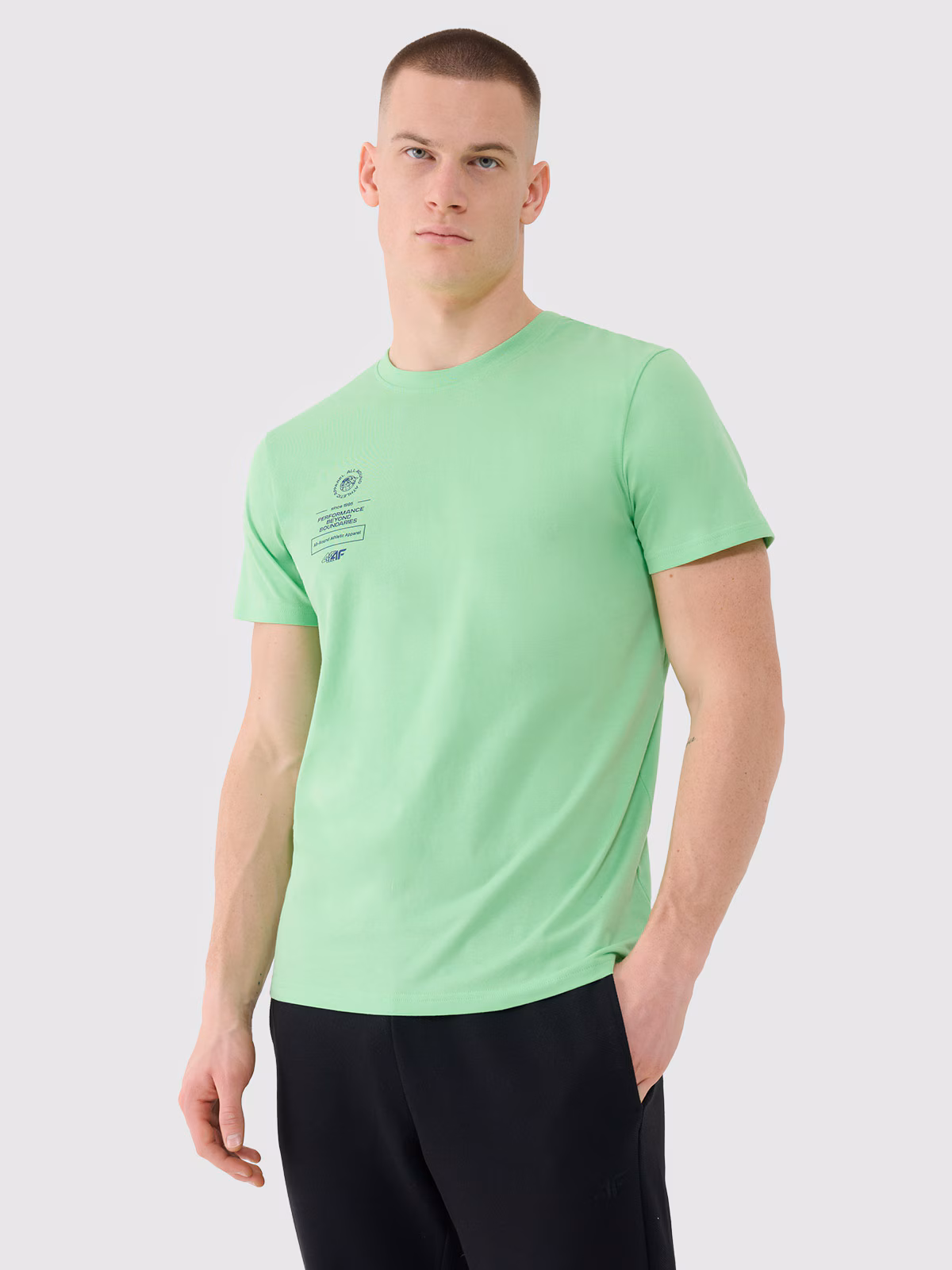 T-shirt regular z nadrukiem męski - beżowy