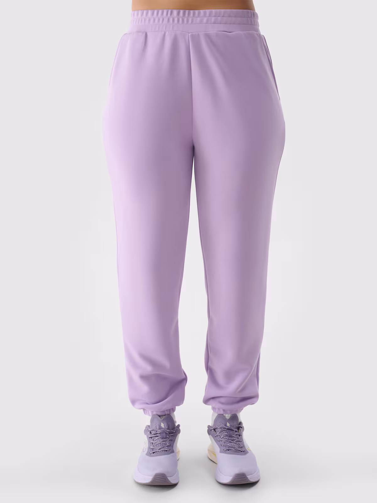 Spodnie dresowe joggery z dodatkiem modalu damskie - jasny fiolet