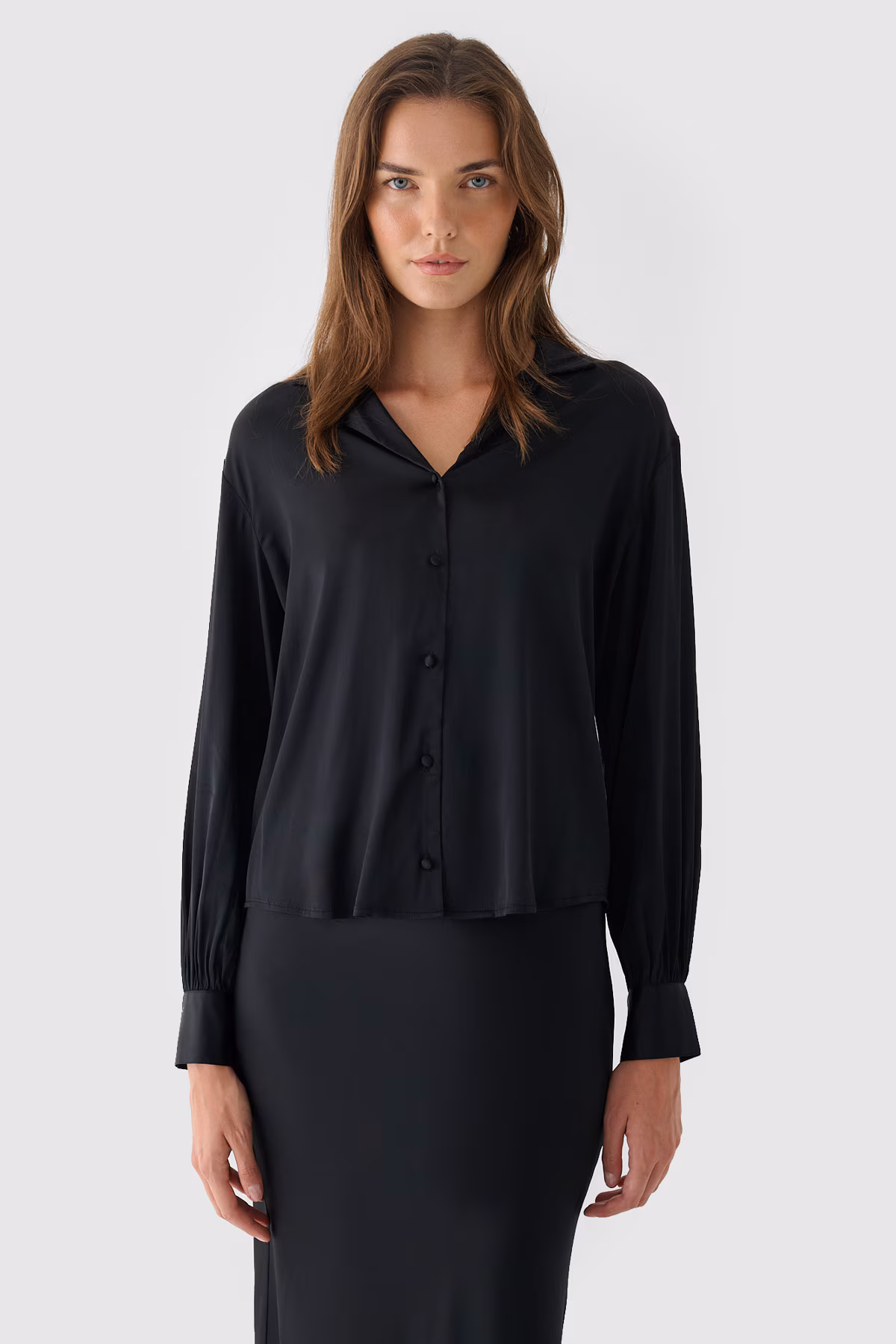 Koszula z wiskozy damska Outhorn - czarna