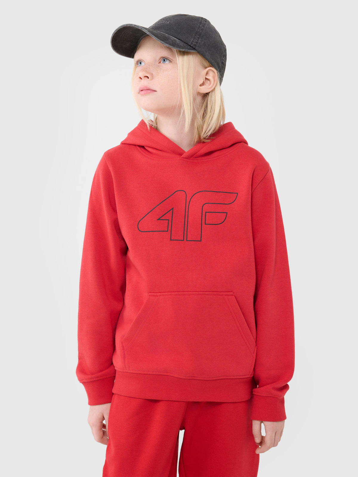 Bluza dresowa nierozpinana z kapturem chłopięca - czarna