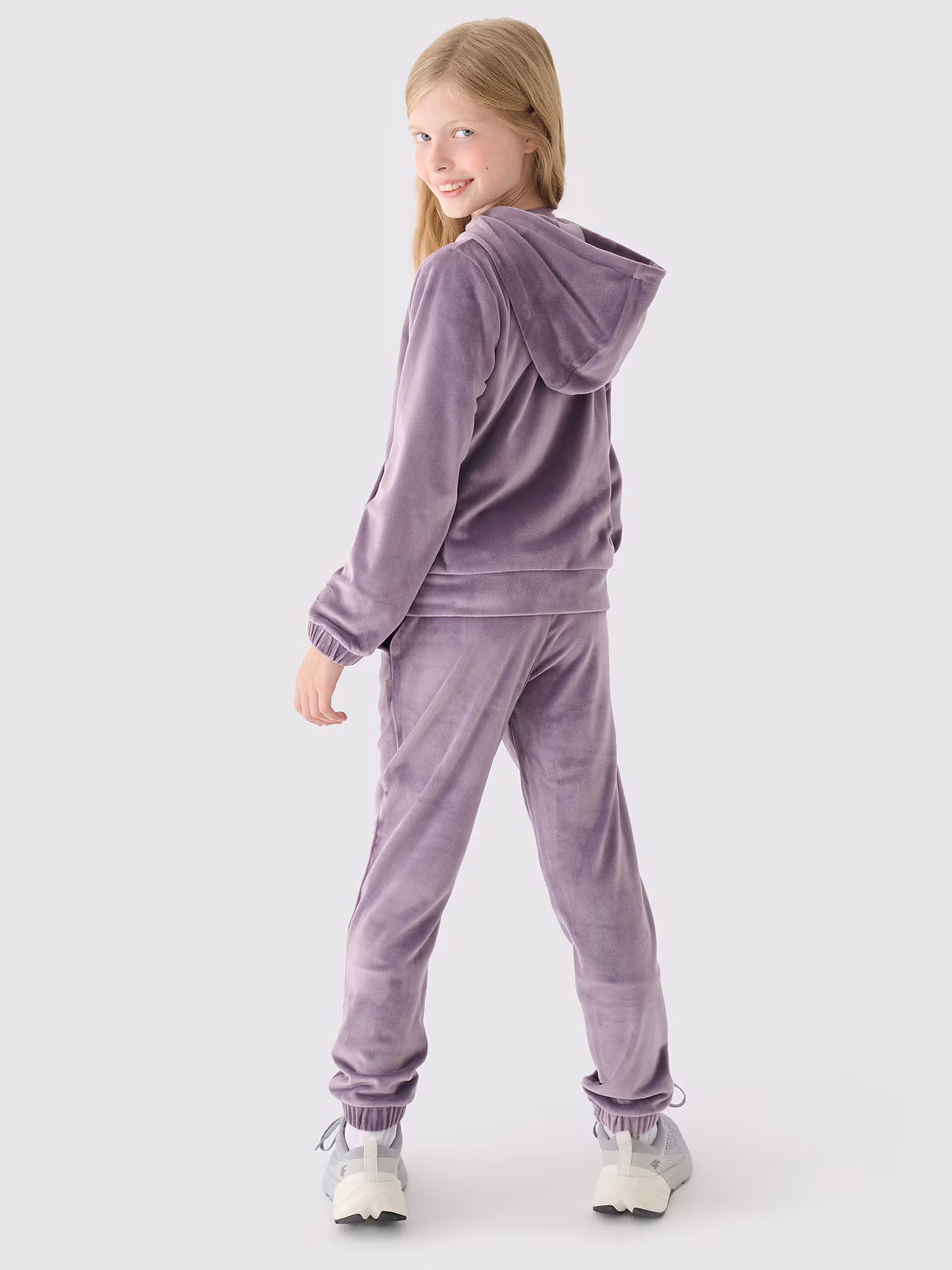 Bluza dresowa z weluru rozpinana z kapturem dziewczęca - fioletowa