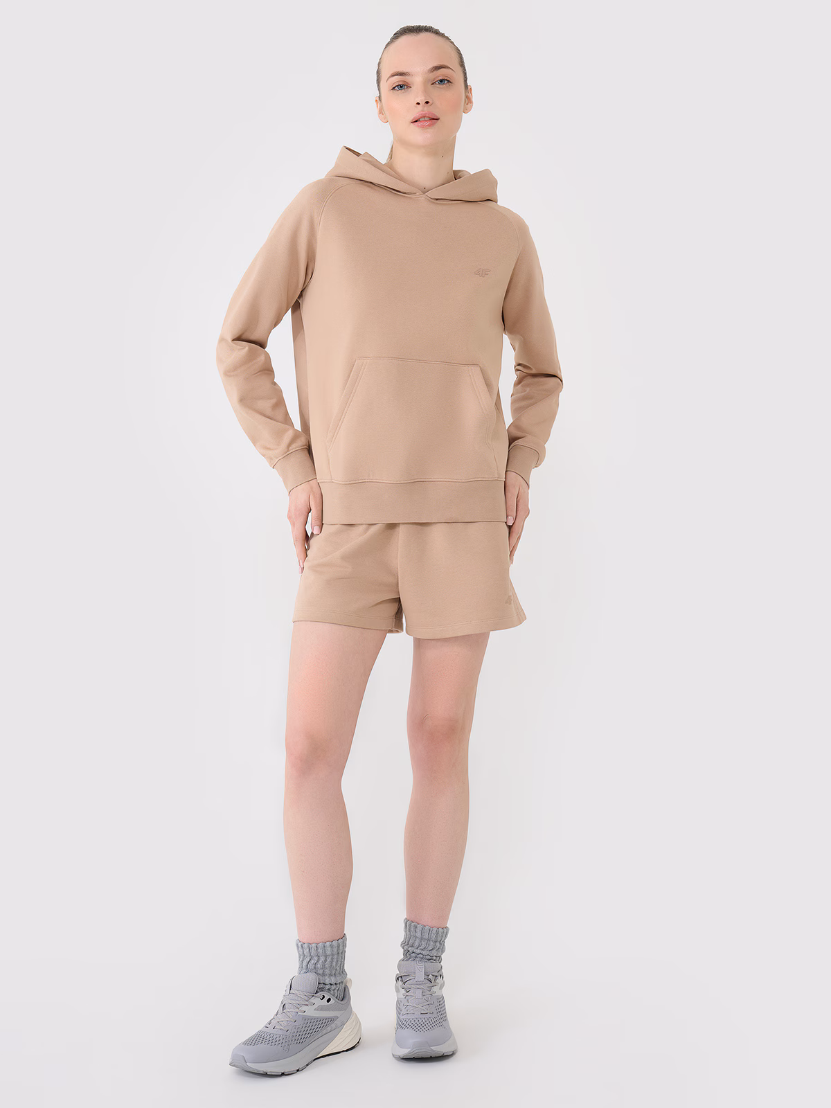 Bluza dresowa nierozpinana z kapturem damska - beżowa