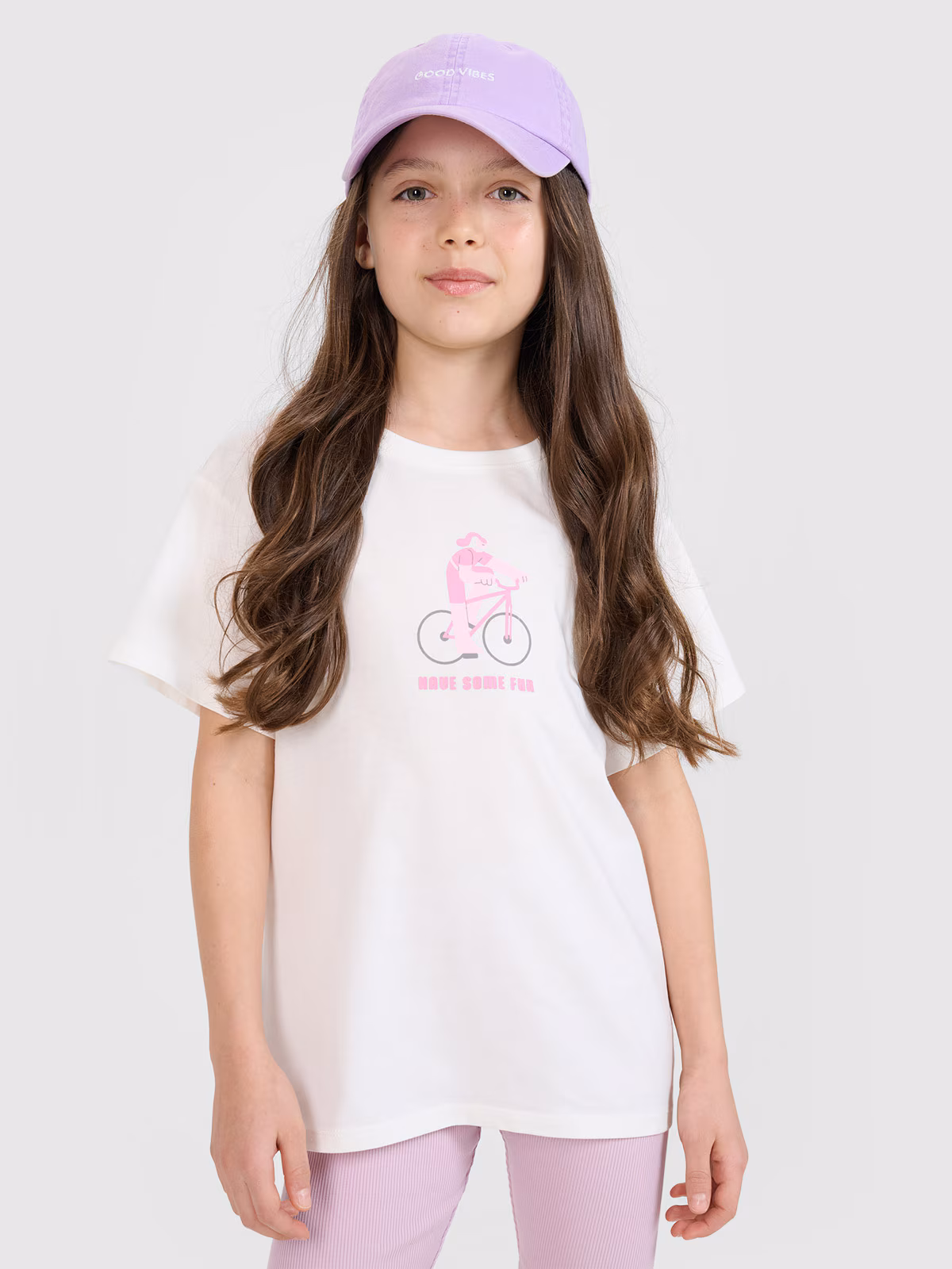 T-shirt regular z nadrukiem dziewczęcy - biały