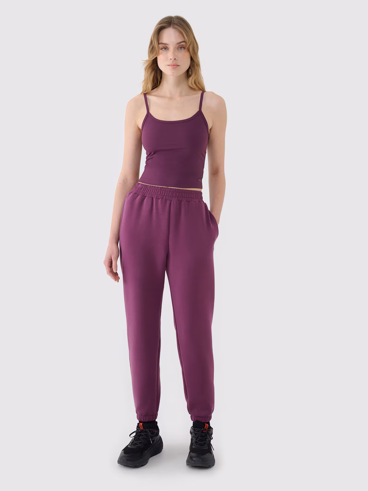 Spodnie dresowe joggery z modalem damskie - beżowe