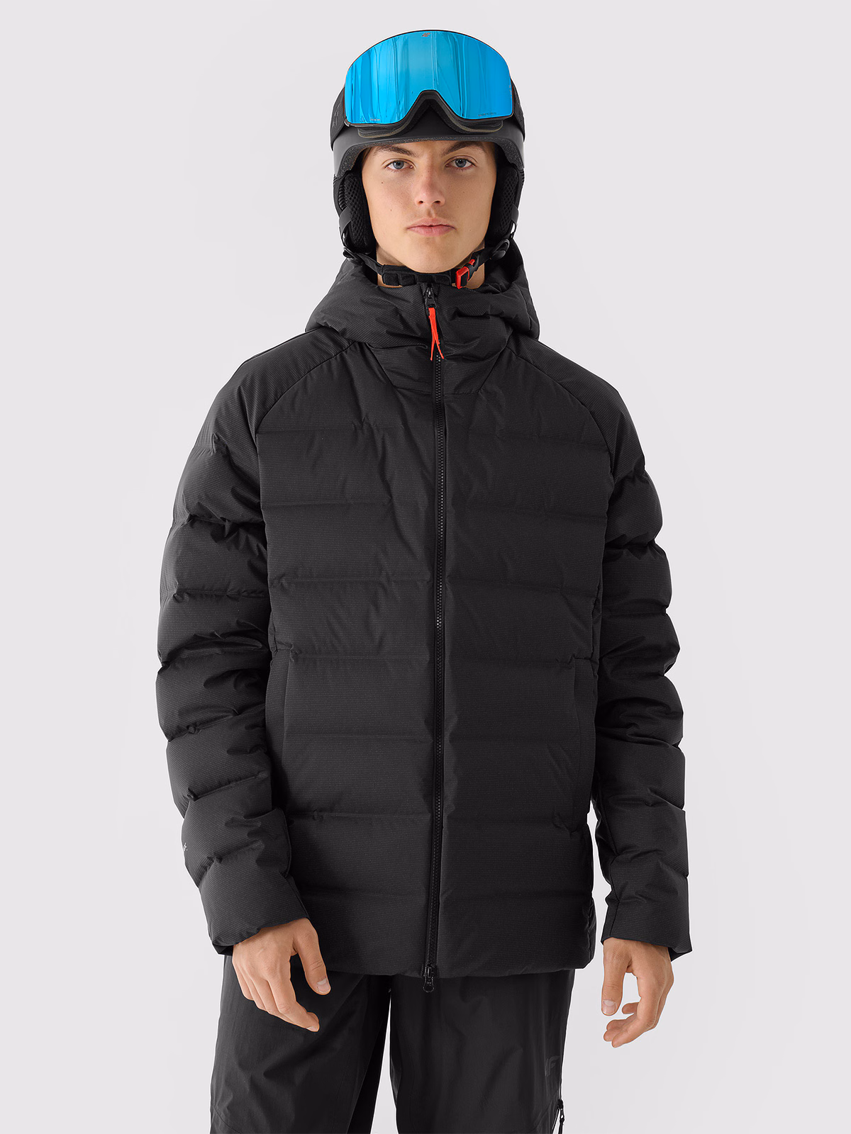 Kurtka zimowa puchowa 4FPRO z wypełnieniem naturalnym i membraną Pertex 20000/20000 męska - czarna