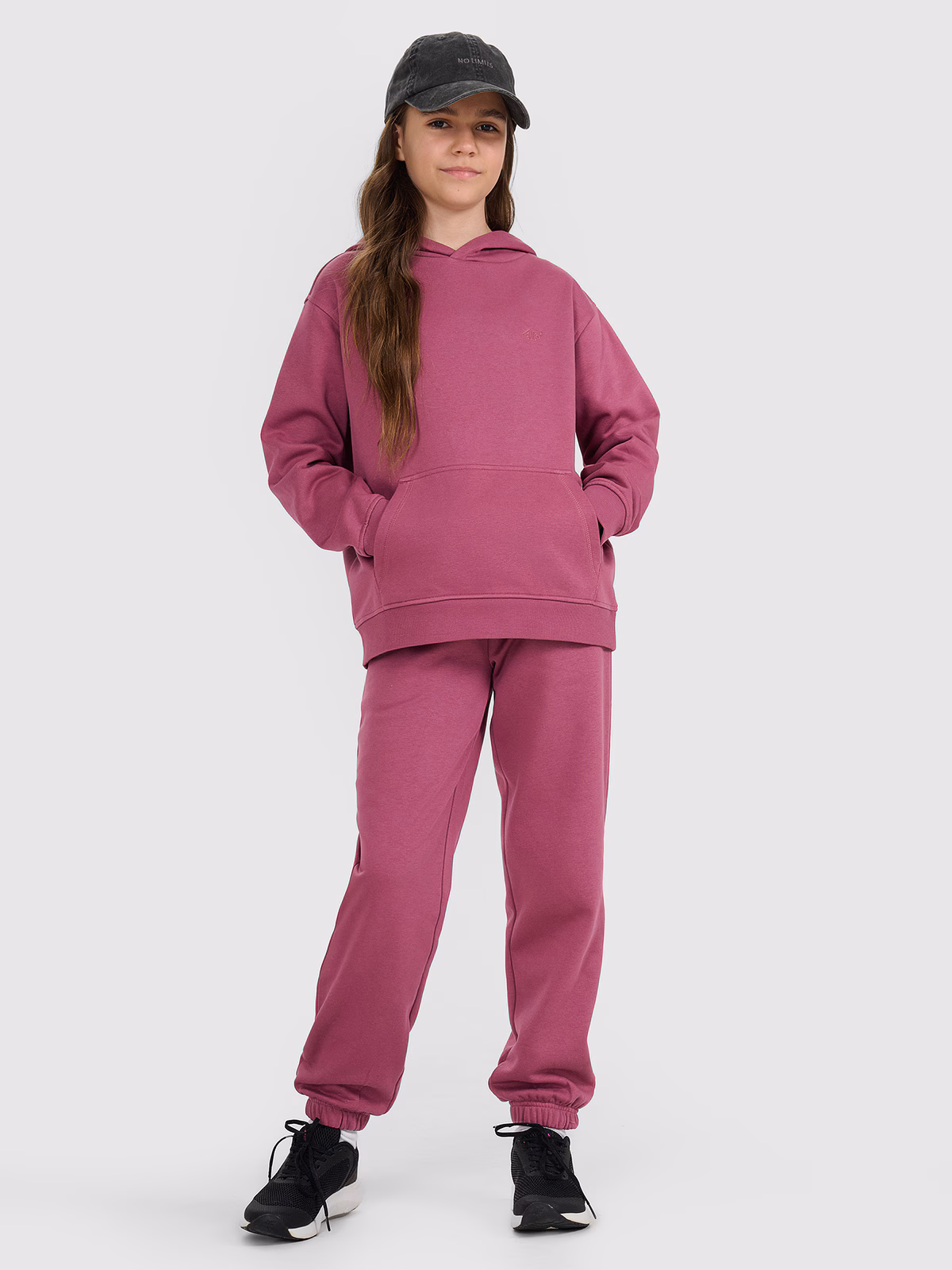 Bluza dresowa nierozpinana z kapturem dziewczęca - fioletowa