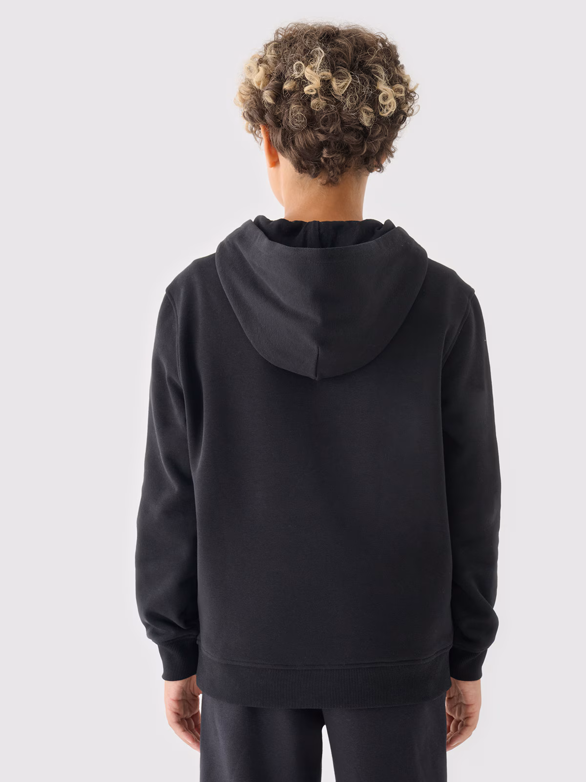 Bluza dresowa nierozpinana z kapturem chłopięca - szara