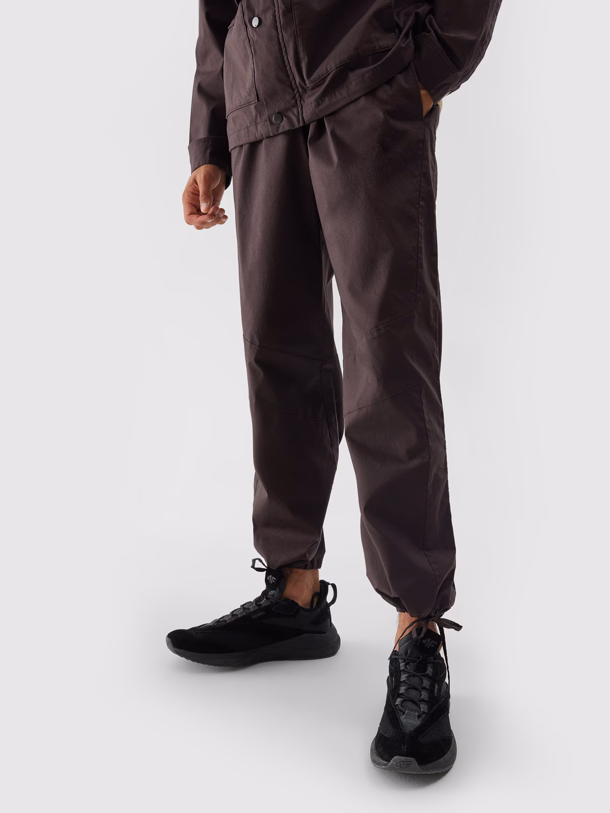 Spodnie casual z szerokimi nogawkami męskie - brązowe