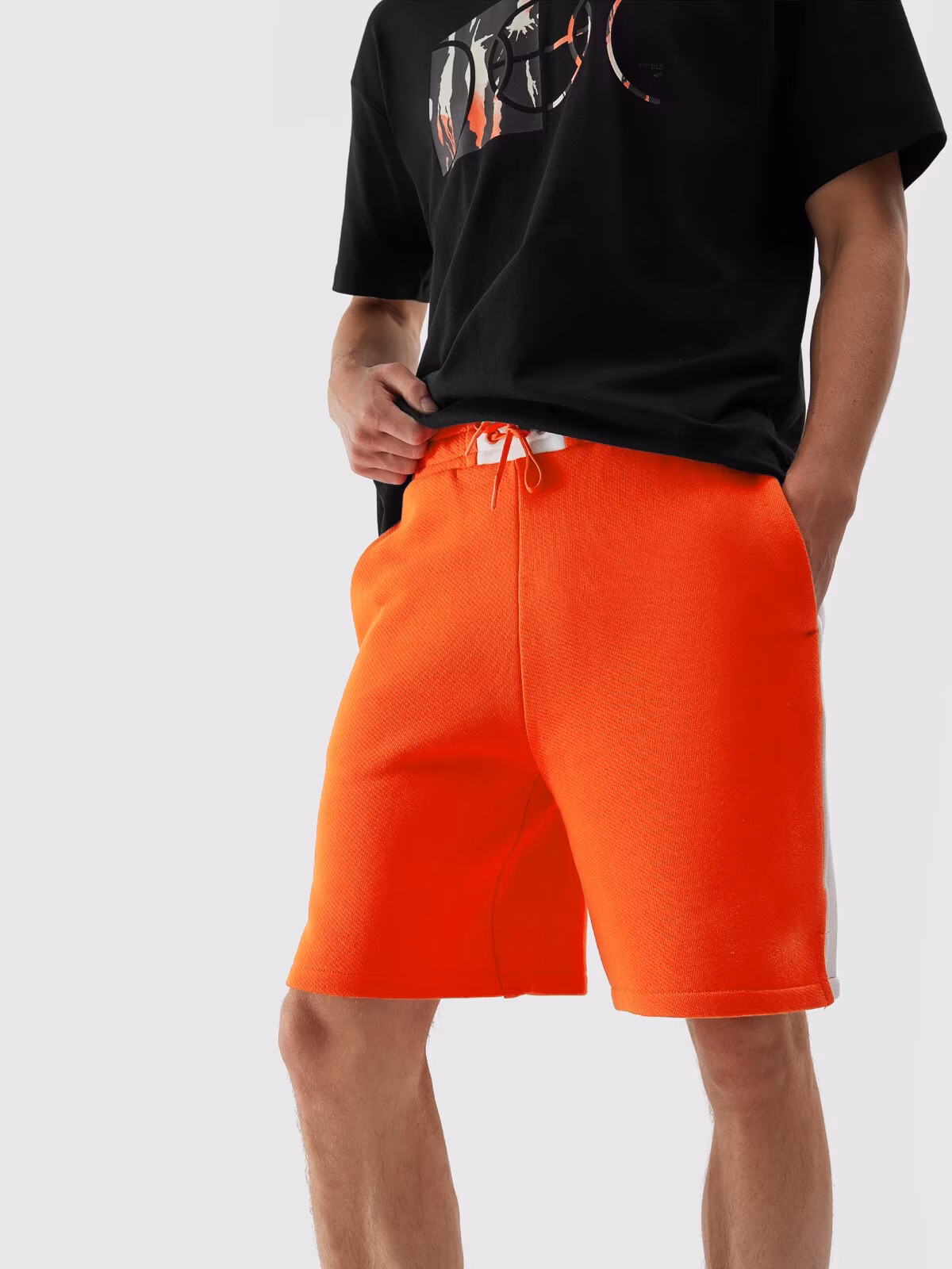 Spodenki dresowe męskie - pomarańczowe