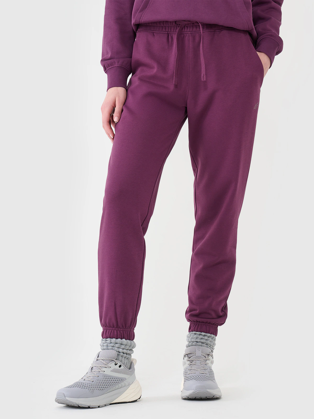 Spodnie dresowe joggery damskie - fioletowe