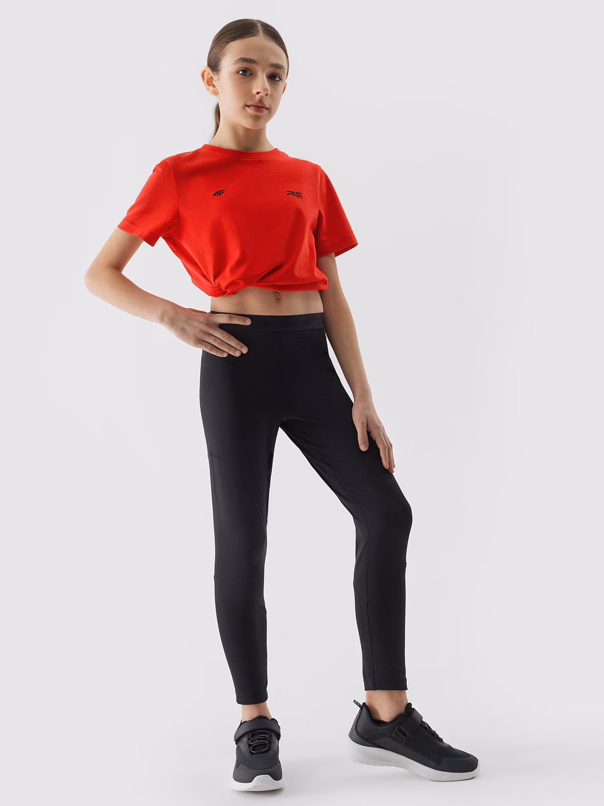 Legginsy piłkarskie dziecięce 4F x Robert Lewandowski - czarne