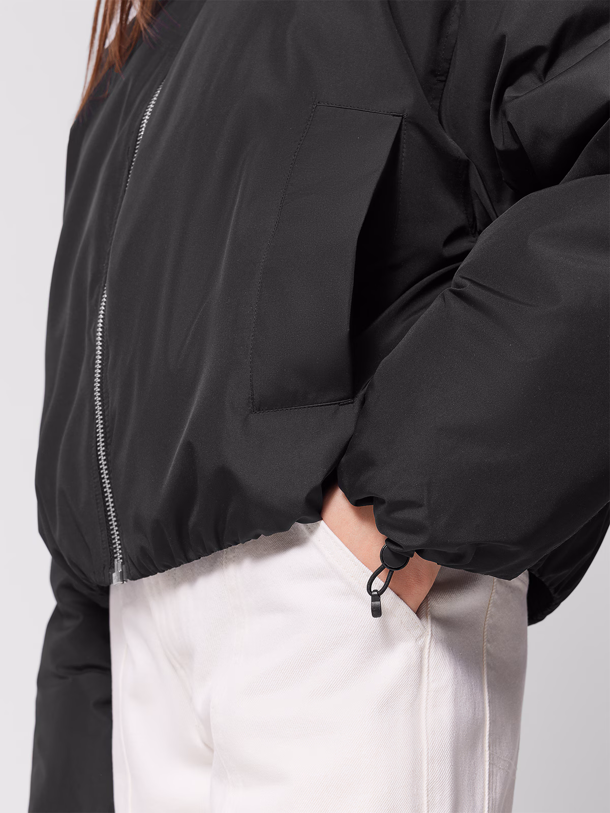 Kurtka oversize bomberka damska Outhorn - czarna