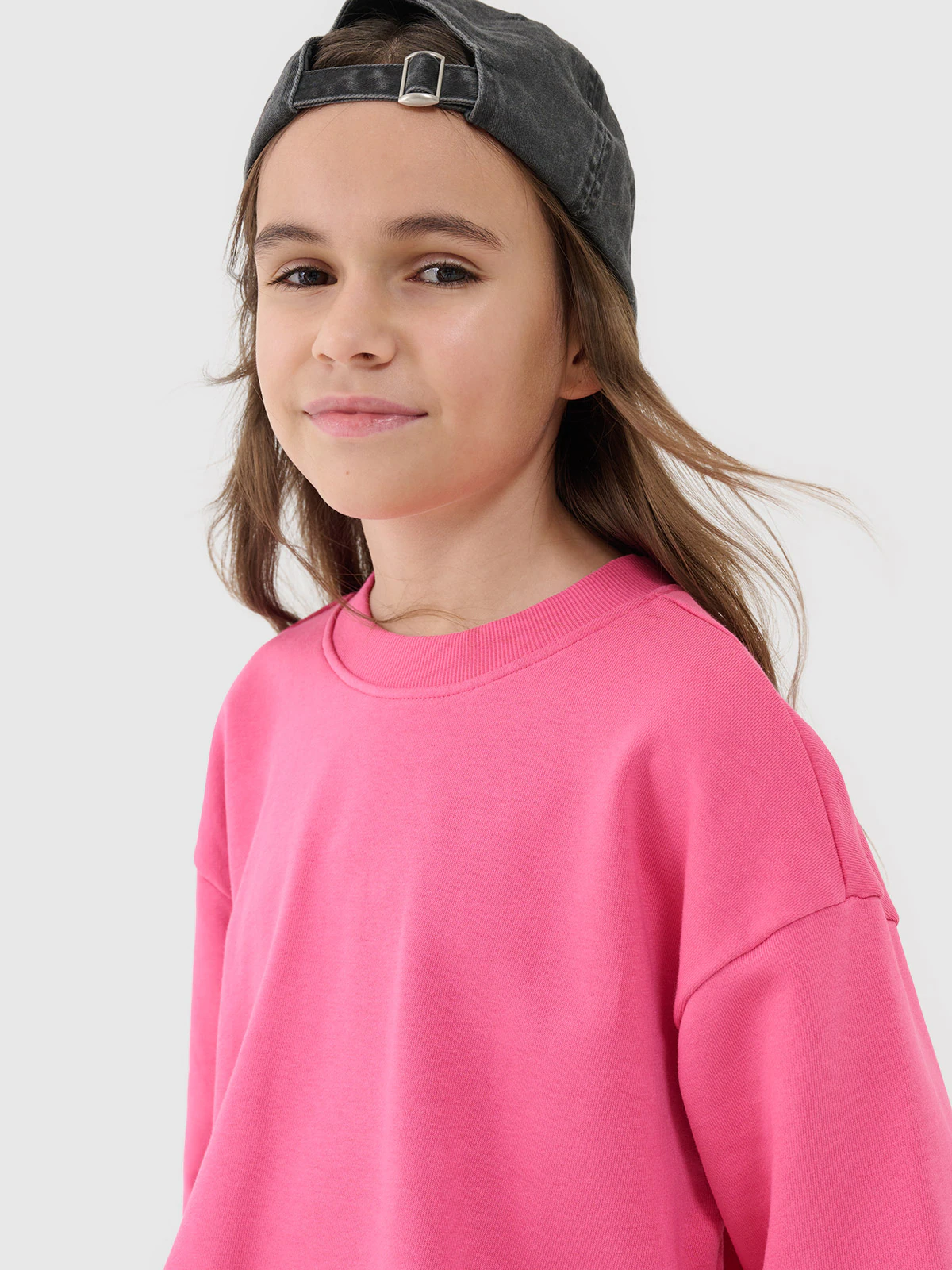 Bluza dresowa nierozpinana bez kaptura dziewczęca - beżowa