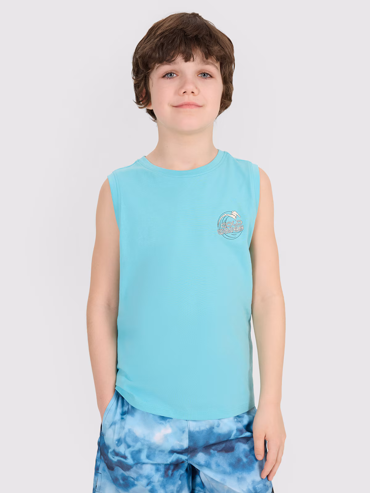 Tank top regular z nadrukiem chłopięcy - turkusowy