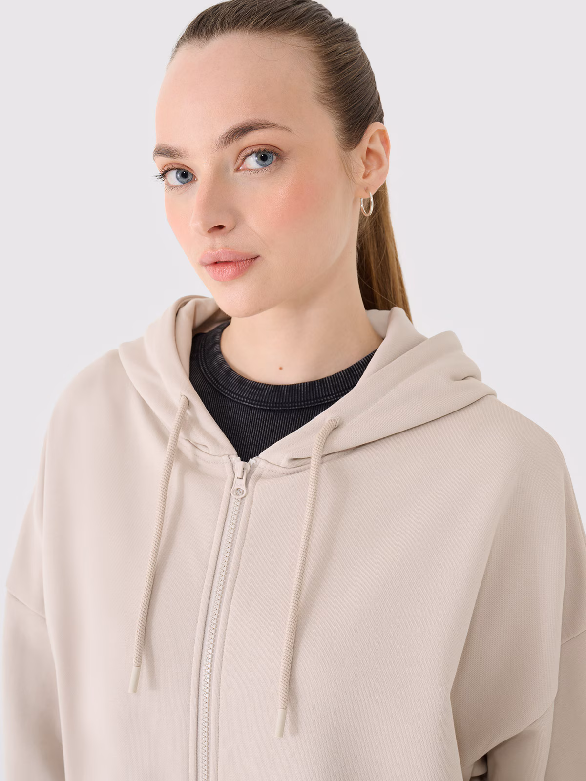 Bluza dresowa rozpinana z kapturem damska - czarna