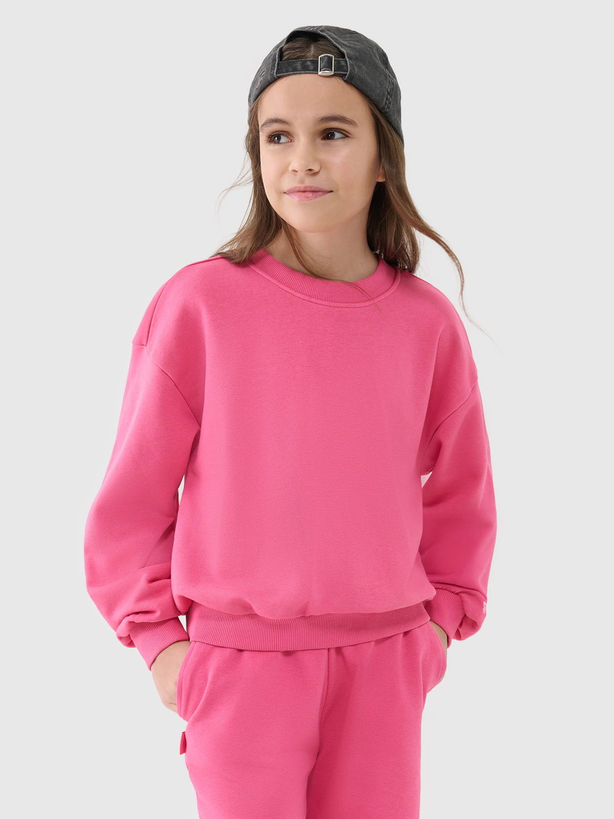 Bluza dresowa nierozpinana bez kaptura dziewczęca - beżowa