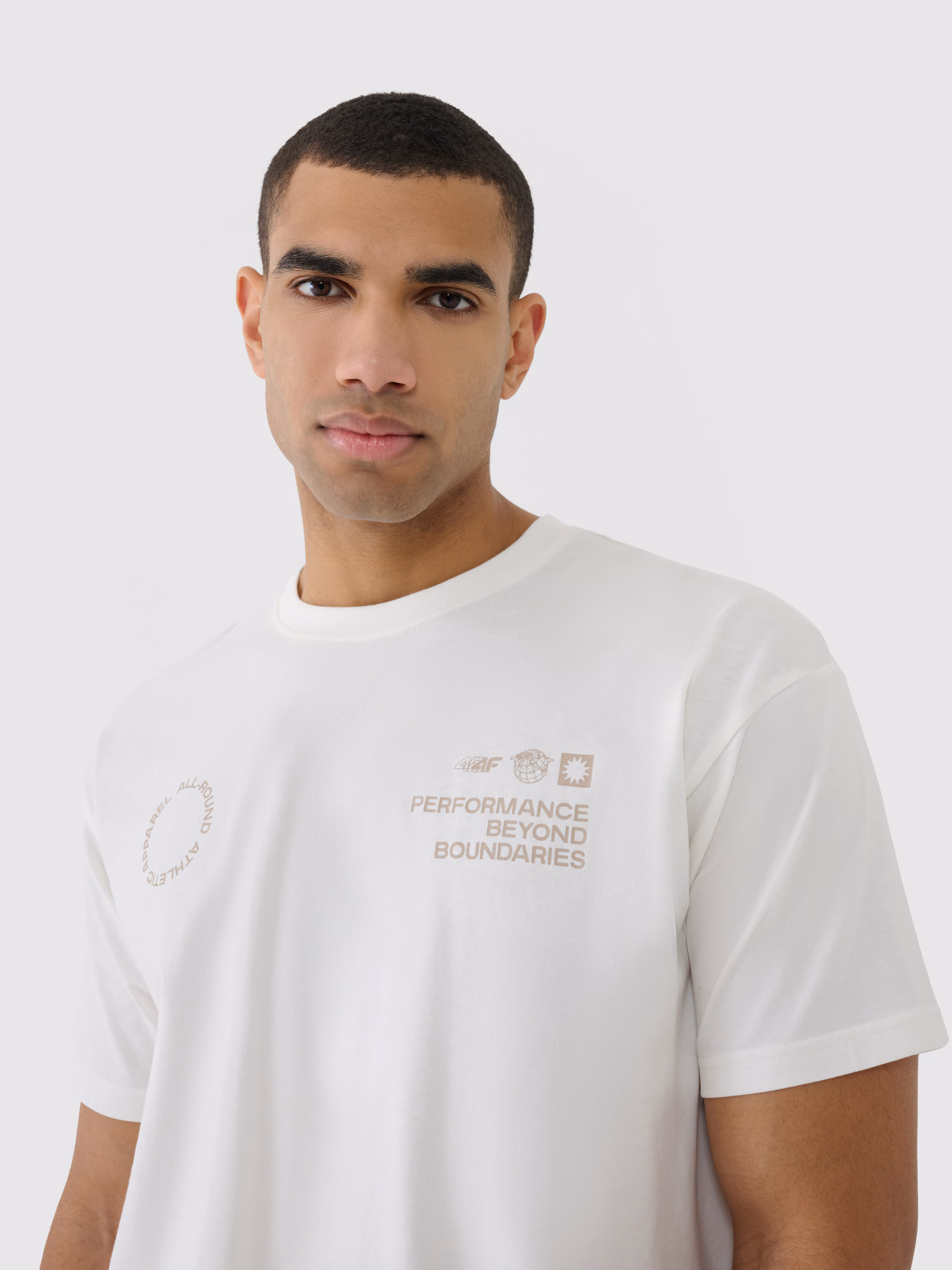 T-shirt oversize z nadrukiem męski - beżowy