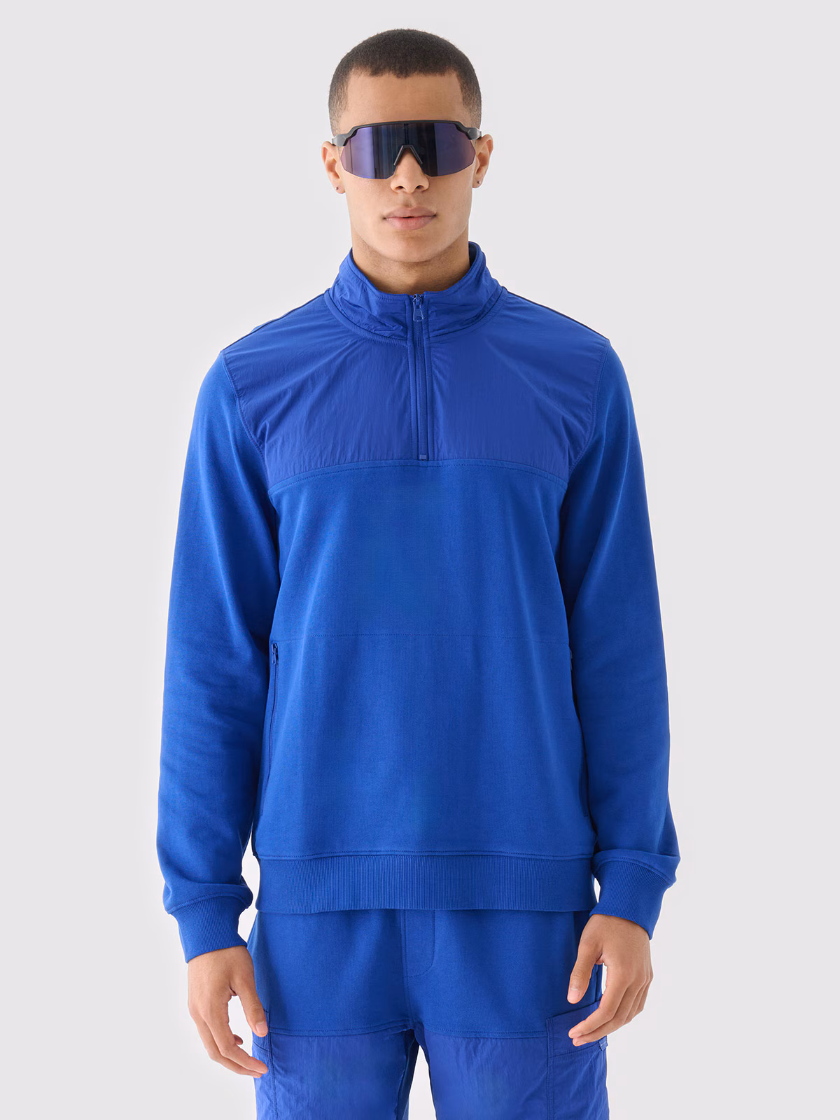 Bluza dresowa nierozpinana bez kaptura męska - niebieska