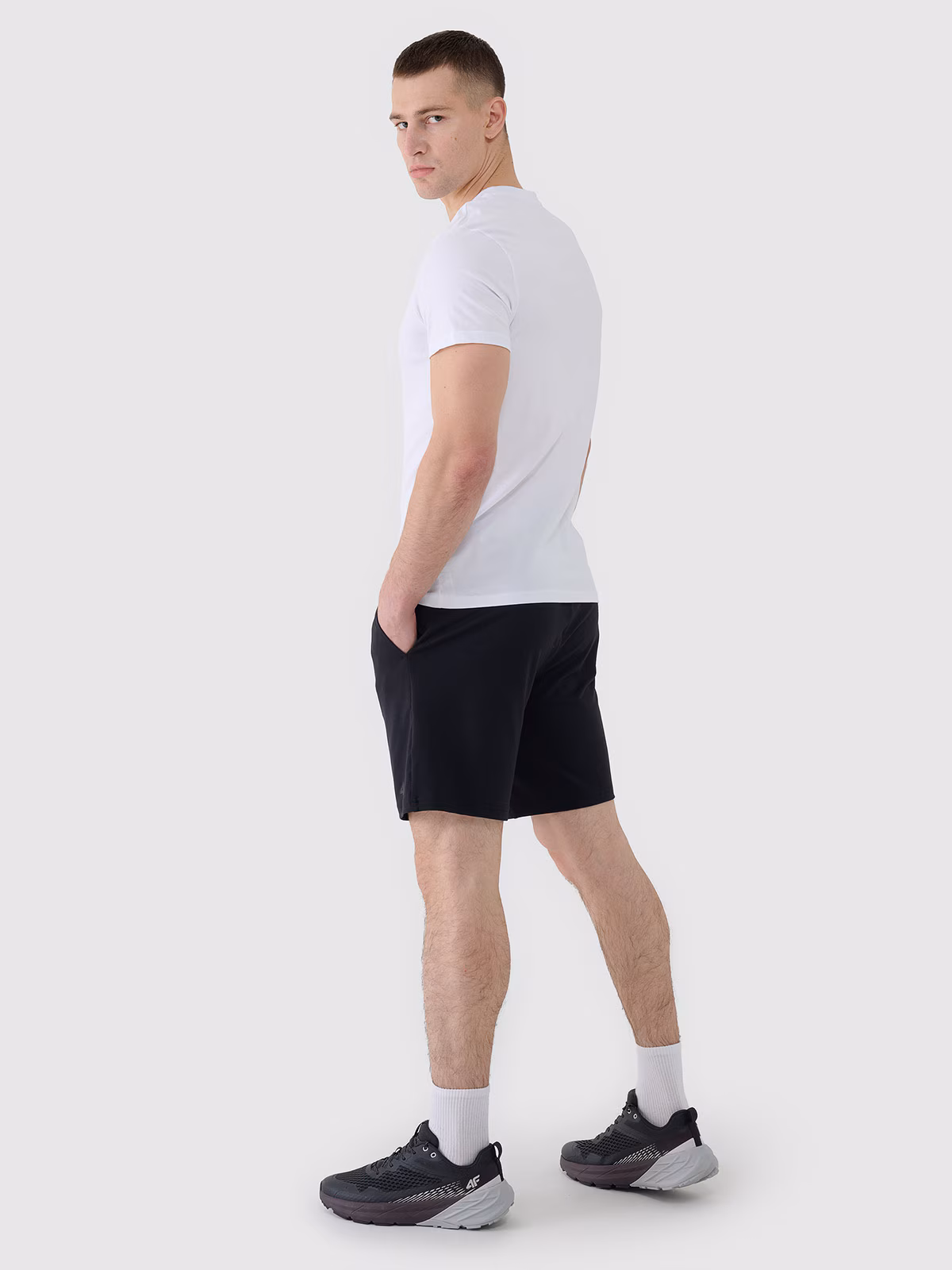 Spodenki treningowe regular szybkoschnące męskie - czarne