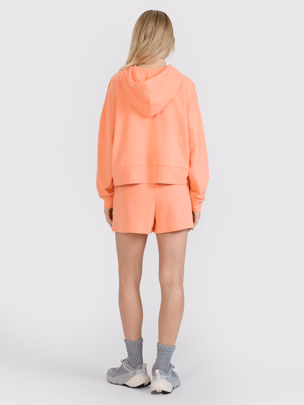 Spodenki dresowe damskie - łososiowe