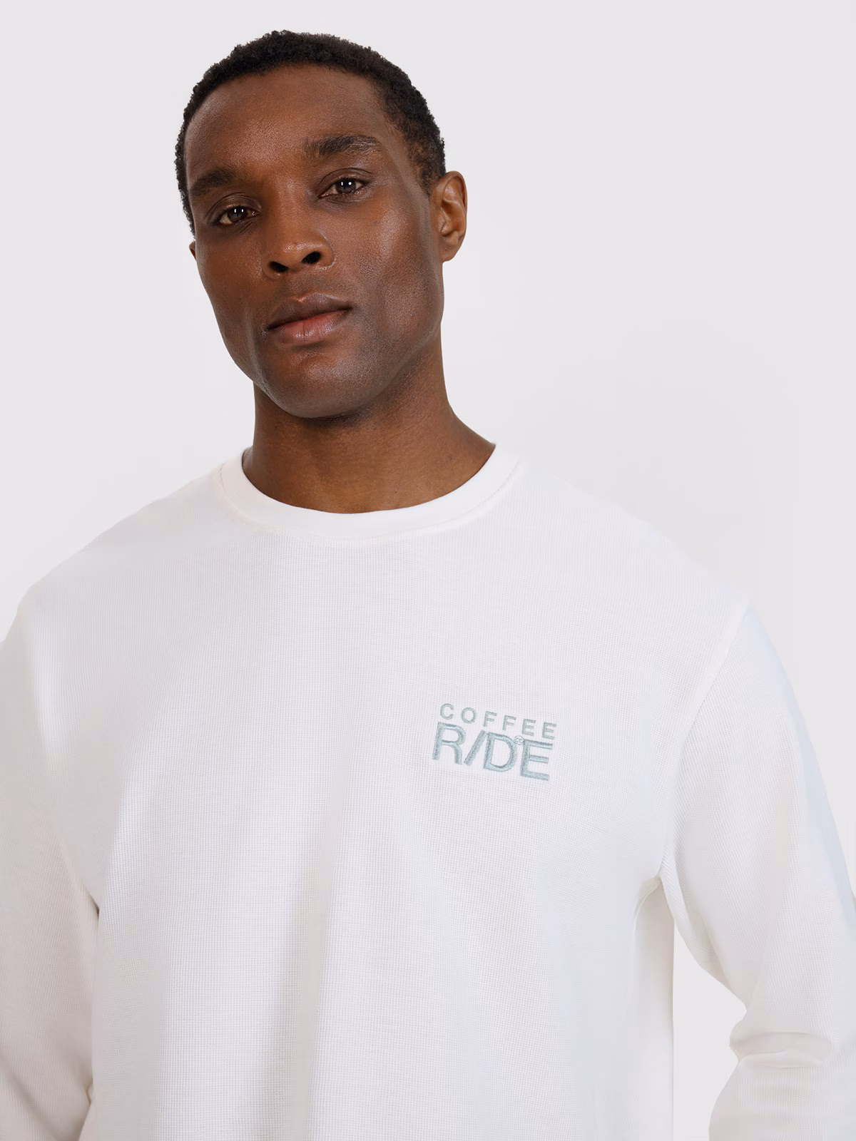 Longsleeve oversize z nadrukiem męski - biały