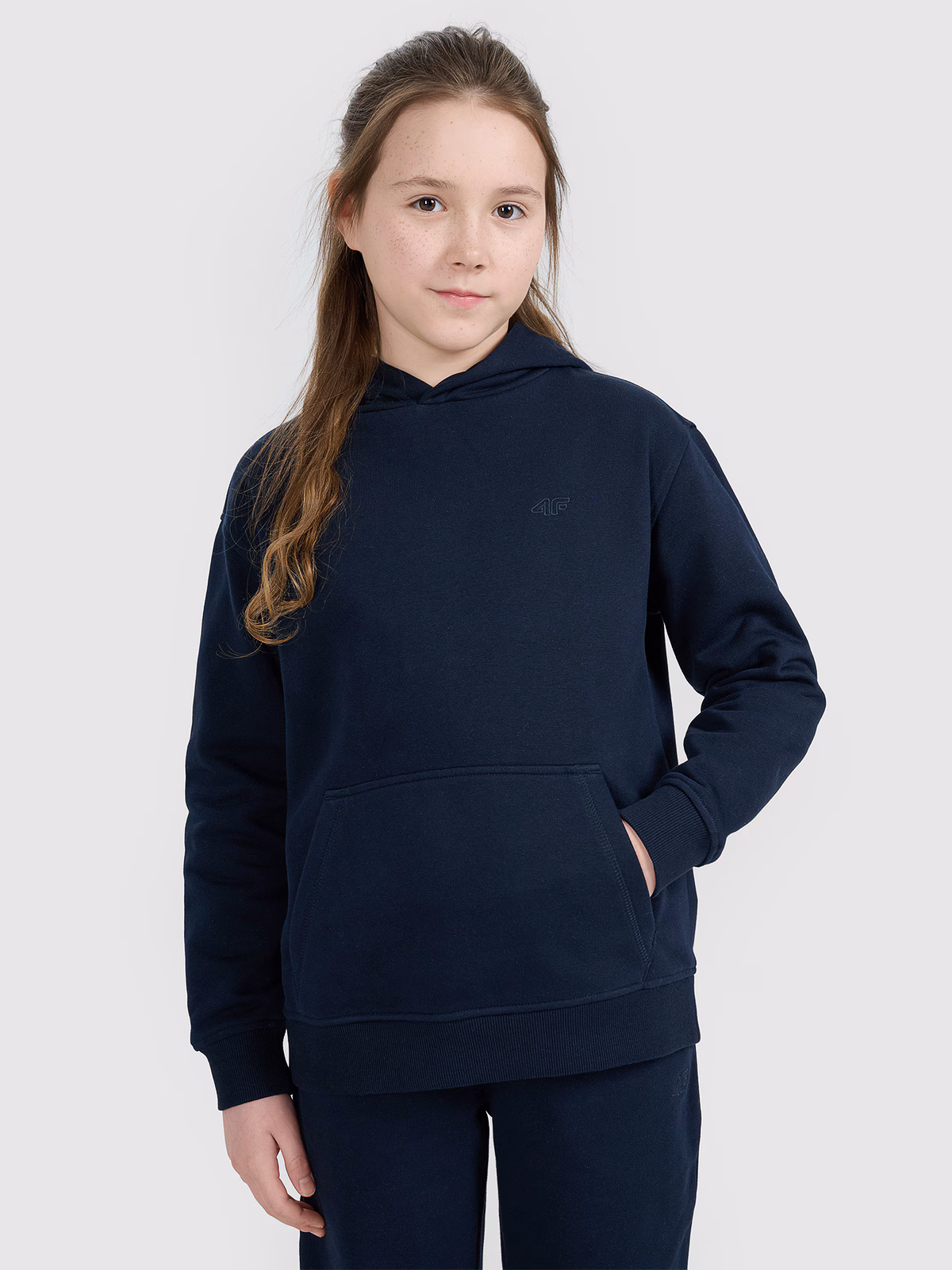 Bluza dresowa nierozpinana z kapturem dziewczęca - granatowa