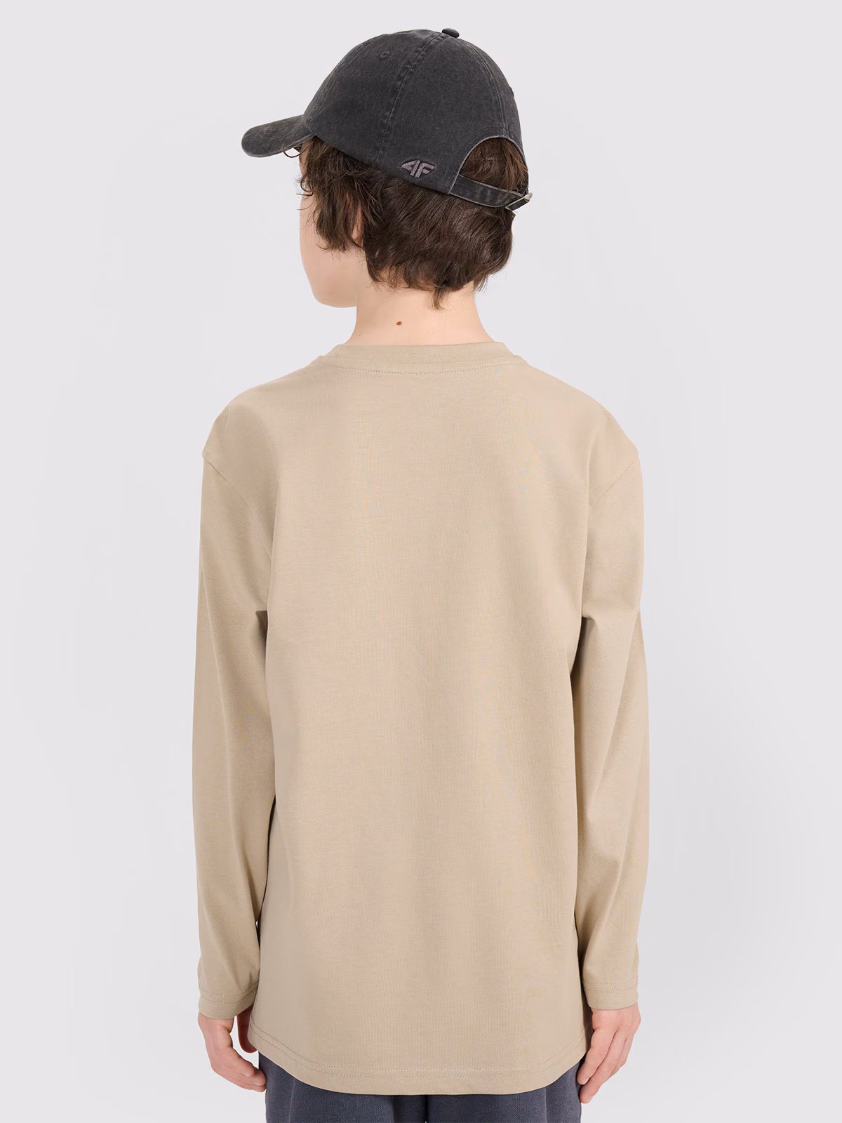 Longsleeve oversize z nadrukiem chłopięcy - beżowy