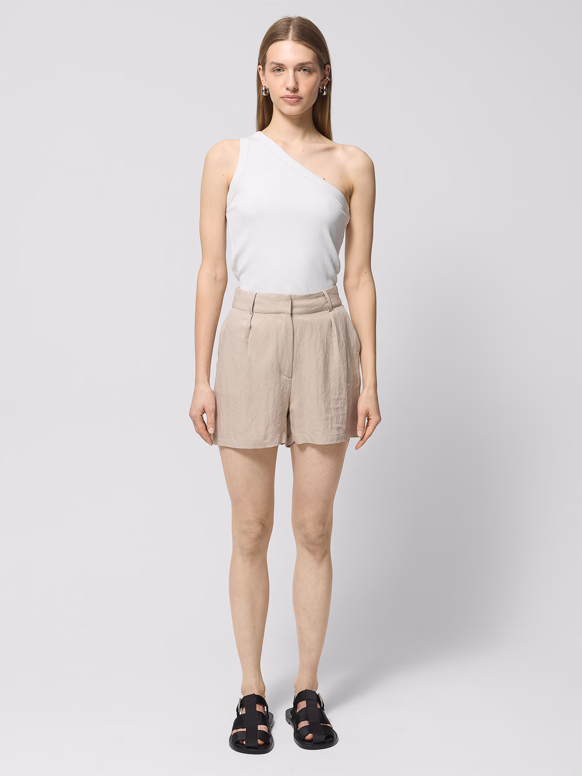 Spodenki casual damskie Outhorn - beżowe