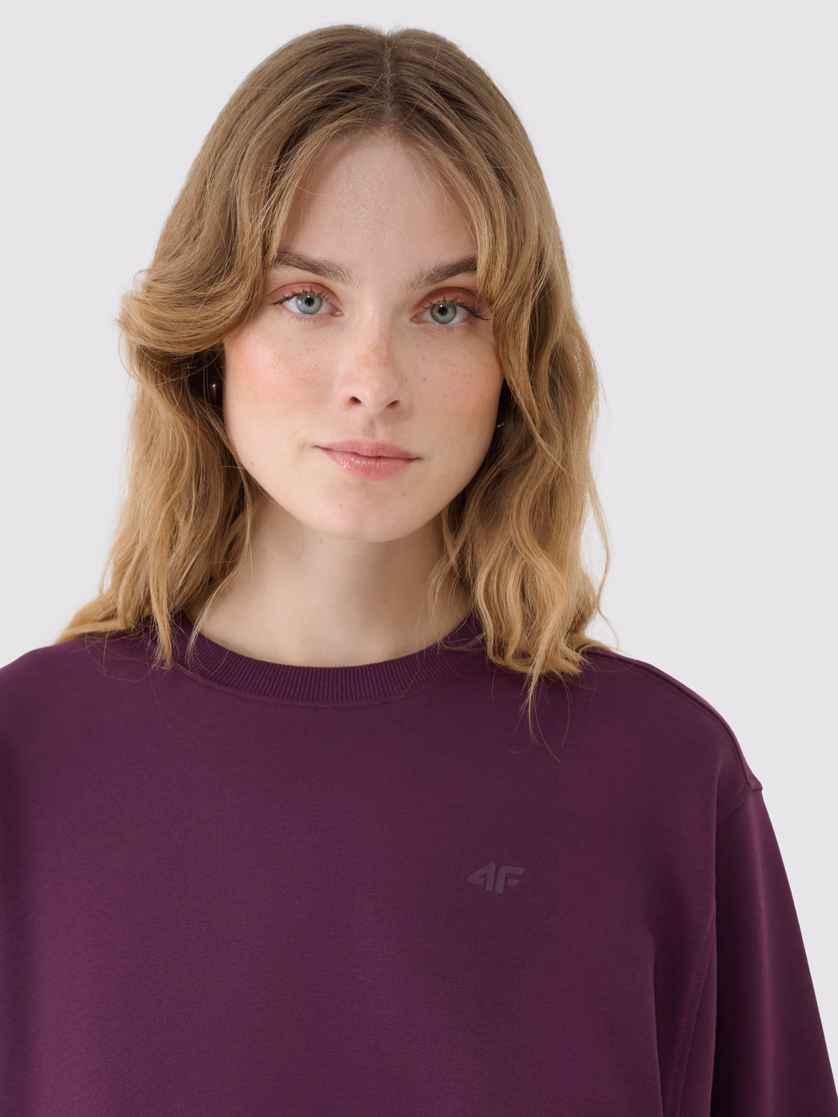 Bluza nierozpinana bez kaptura damska - fioletowa