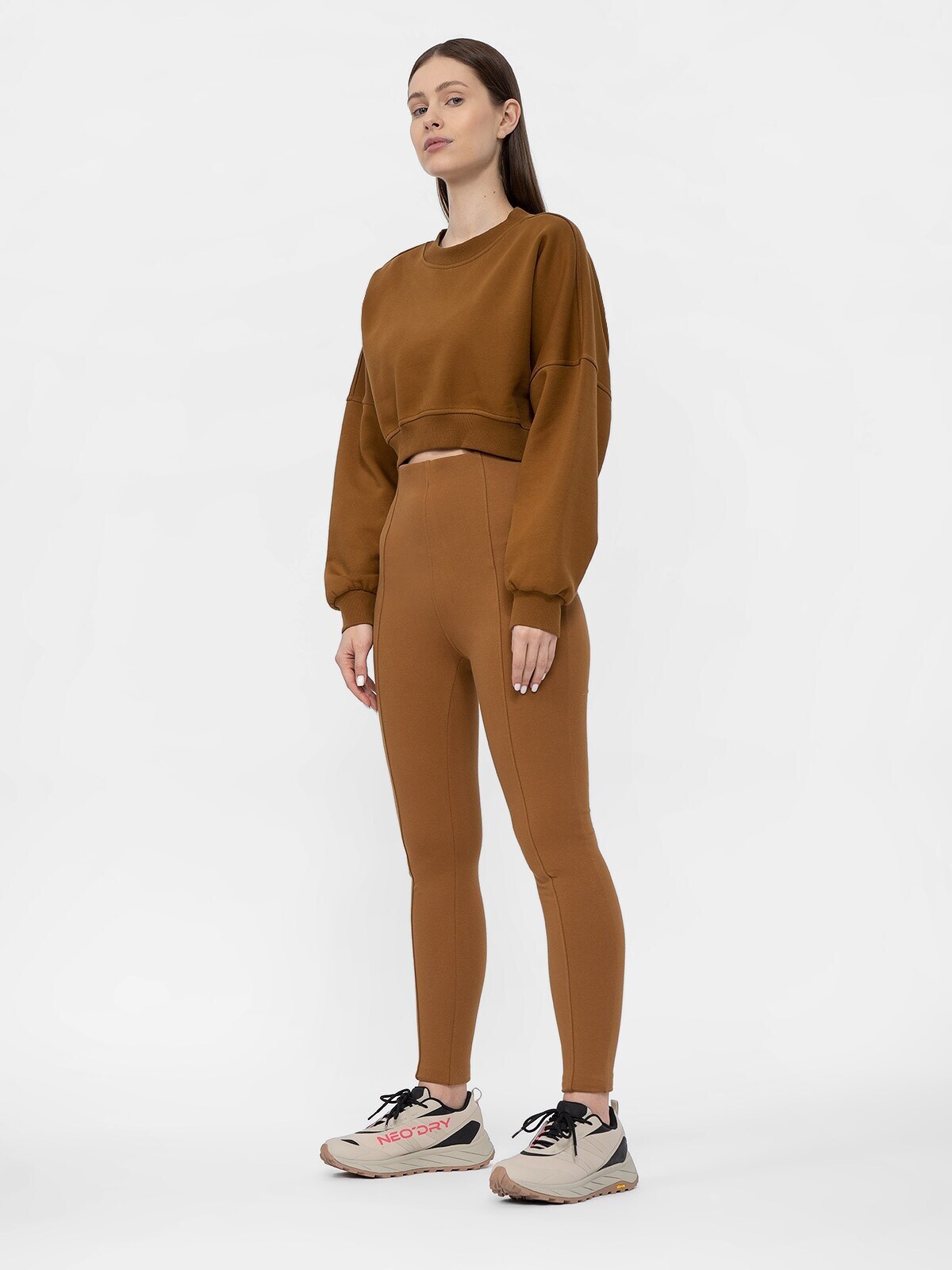 Bluza crop top nierozpinana bez kaptura damska