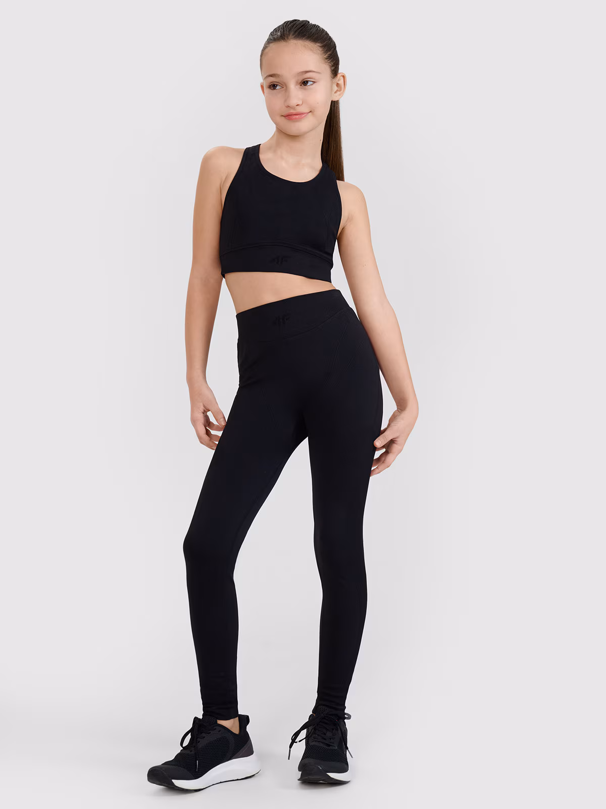 Crop top sportowy szybkoschnący dziewczęcy 4F JUNIOR x Anna Lewandowska - fioletowy