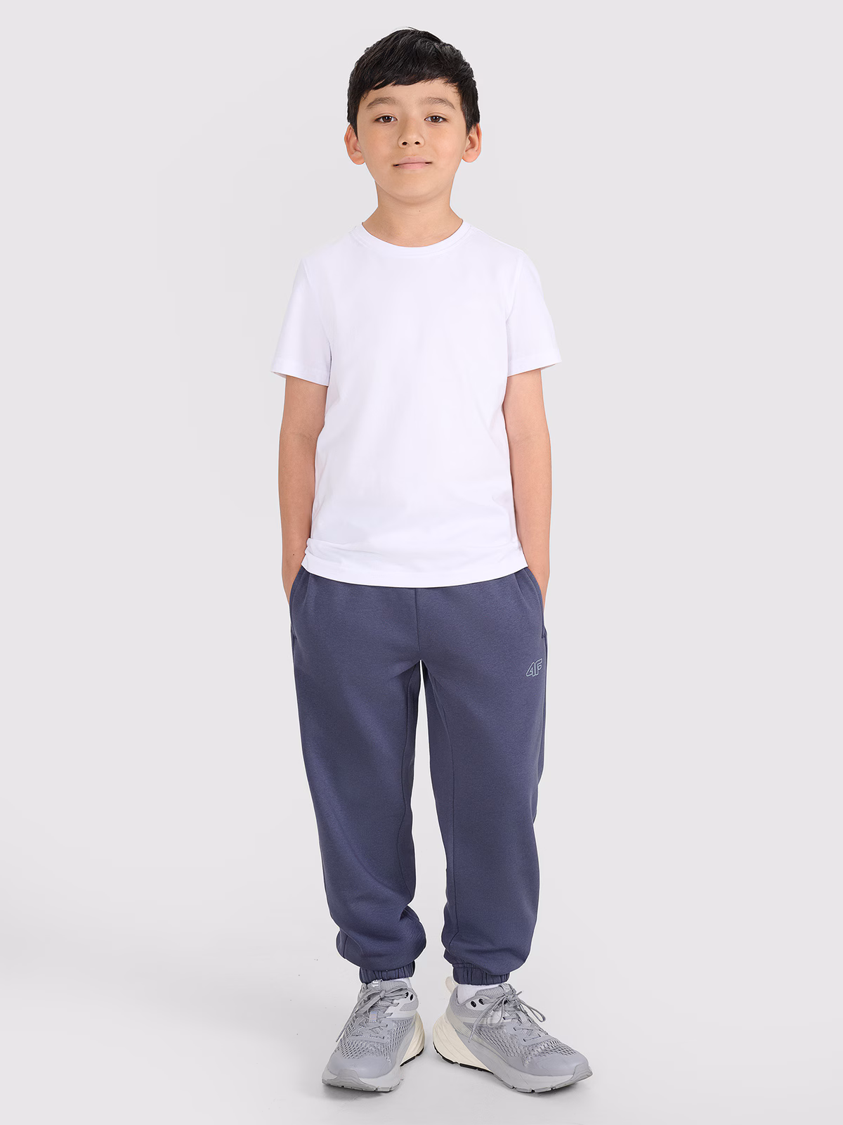 T-shirt regular gładki chłopięcy - biały