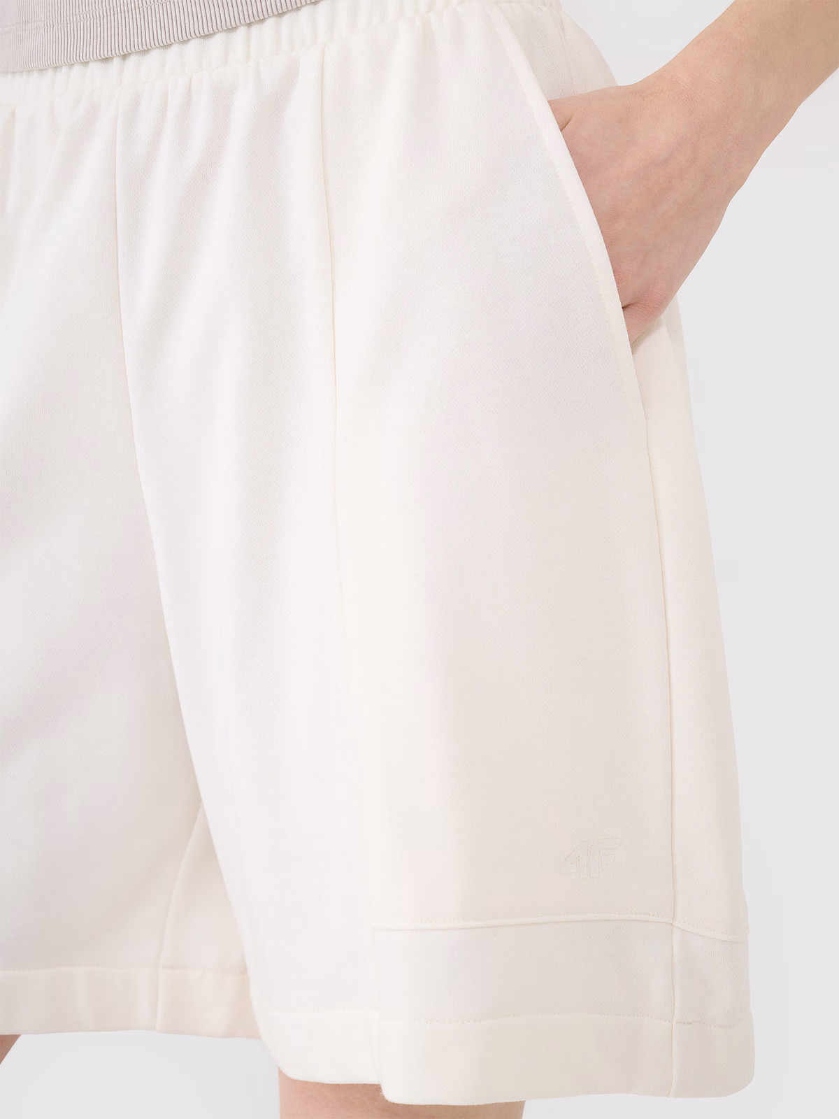 Spodenki dresowe damskie - czarne