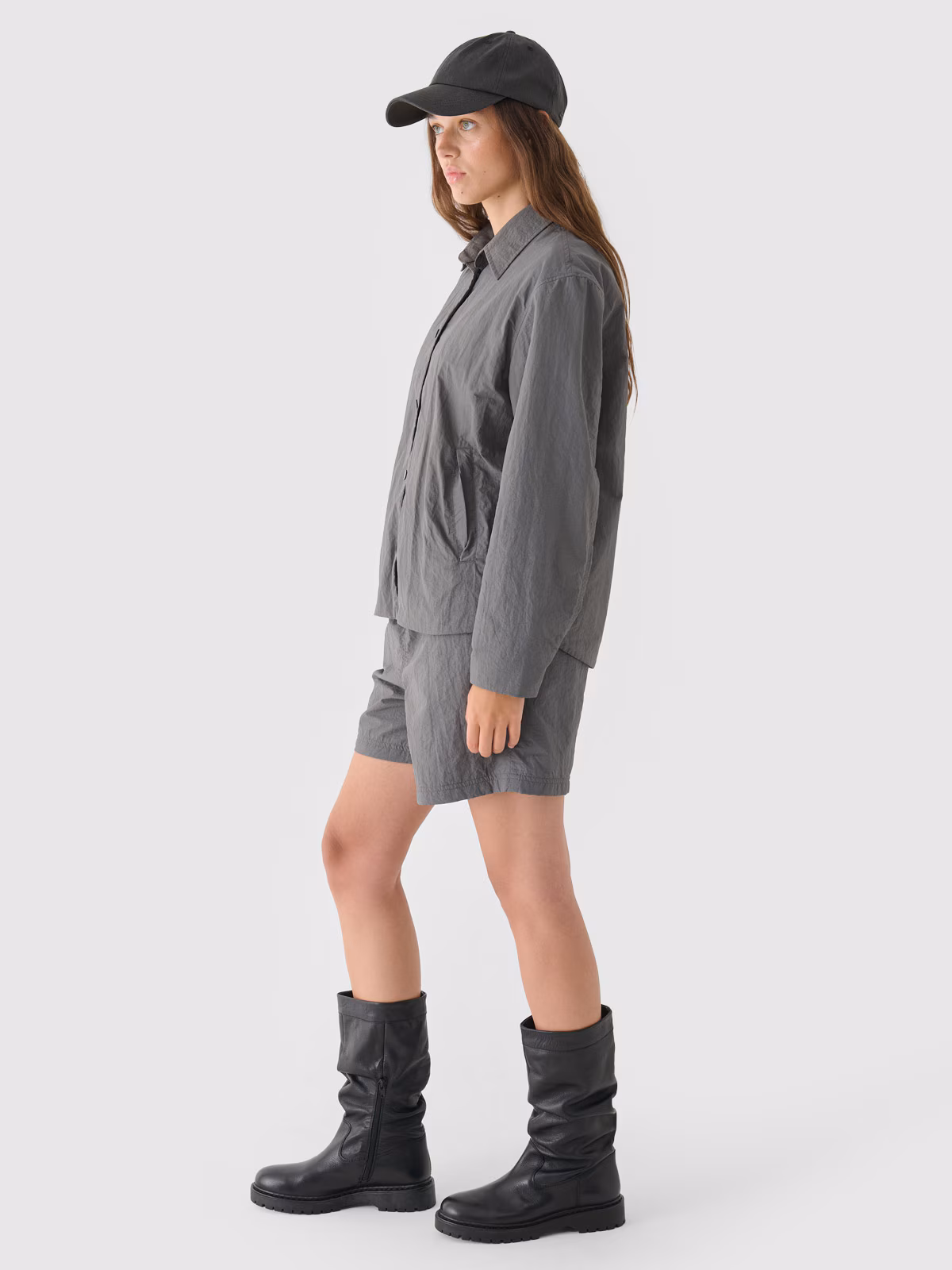 Spodenki z tkaniny ripstop damskie Outhorn - szare